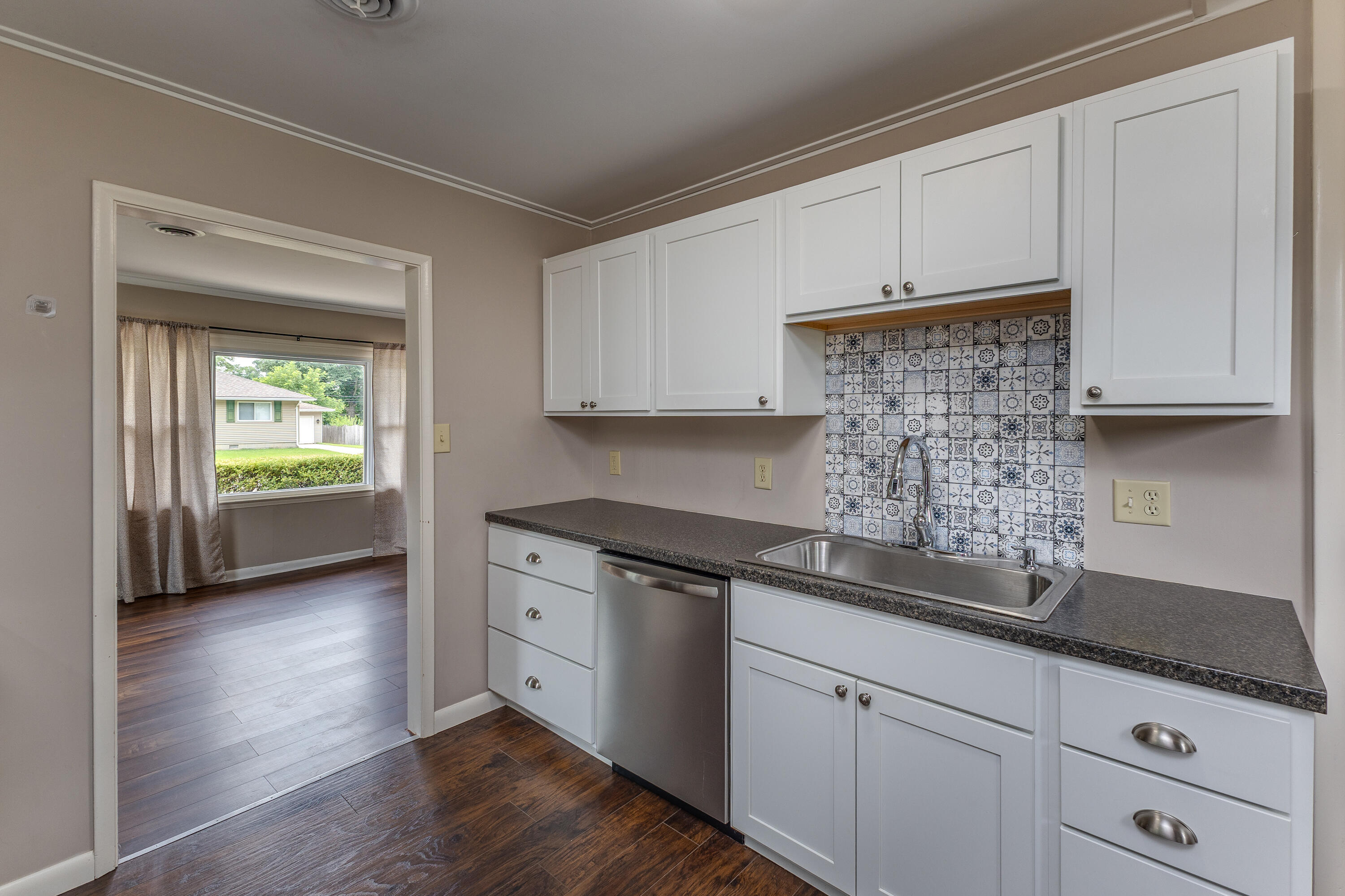 1438 Covent, Troy, Ohio 45373