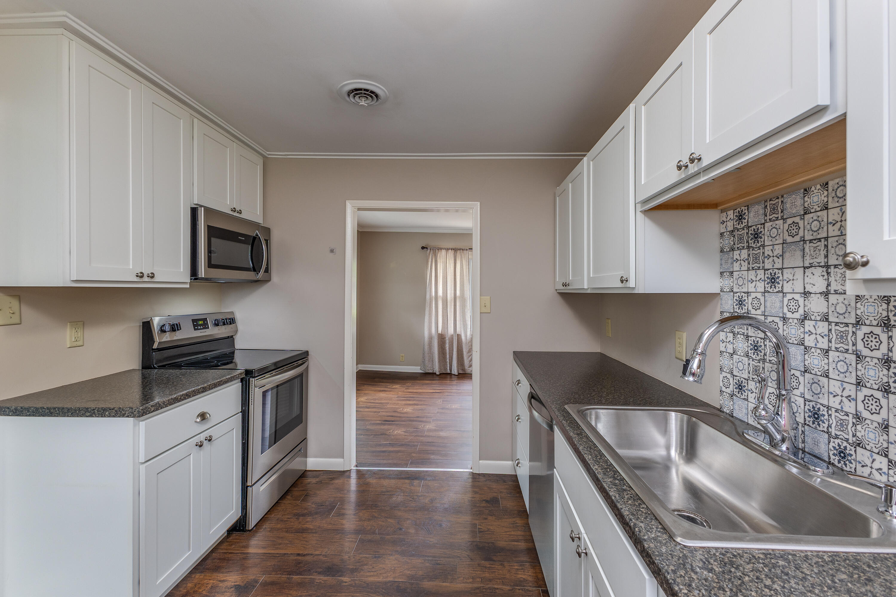 1438 Covent, Troy, Ohio 45373