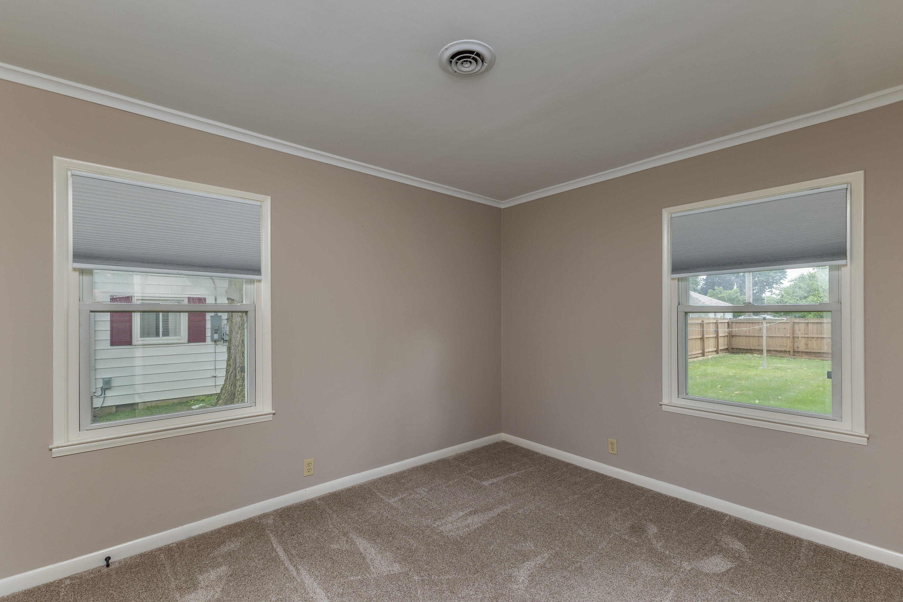 1438 Covent, Troy, Ohio 45373