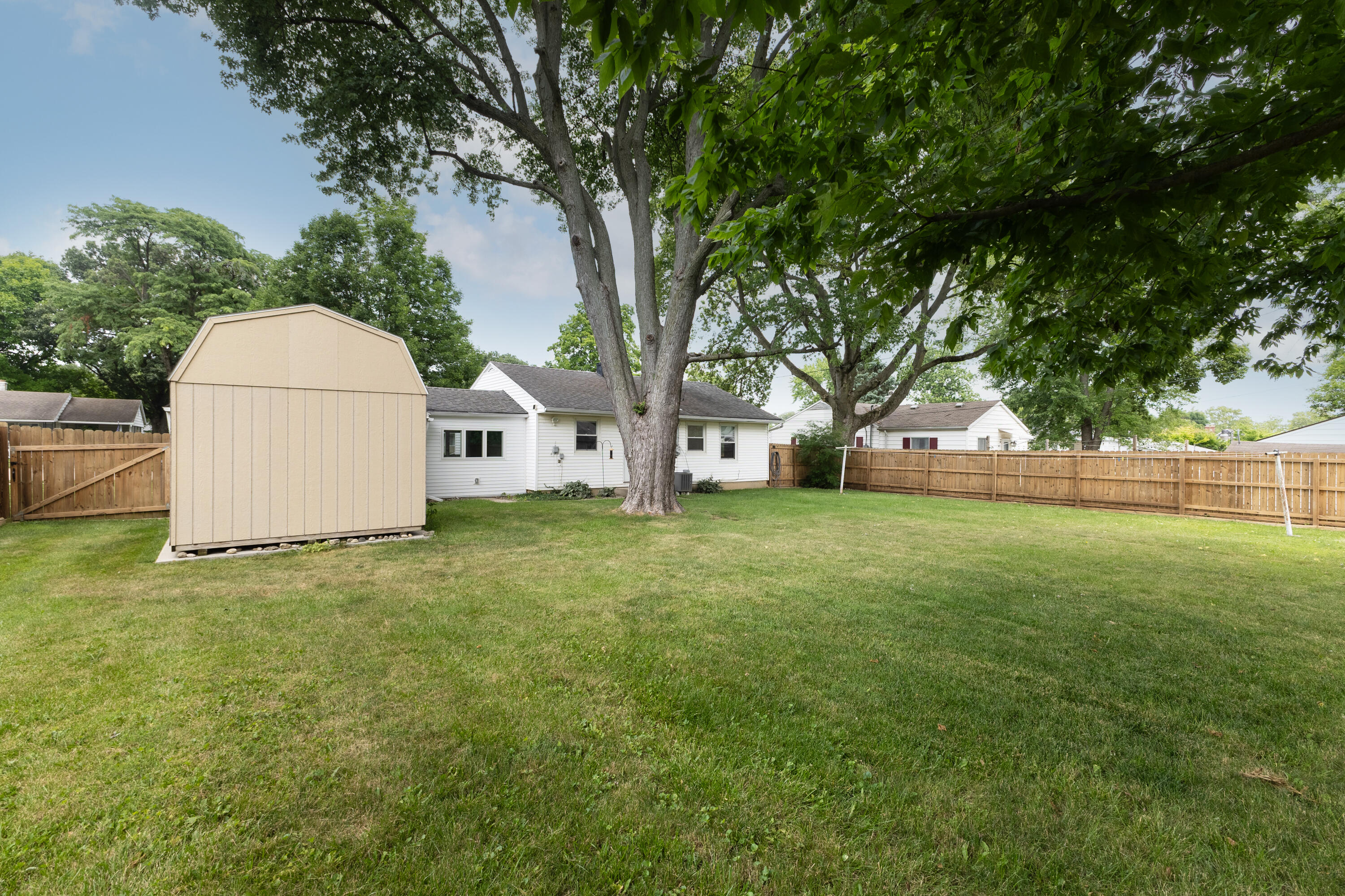 1438 Covent, Troy, Ohio 45373