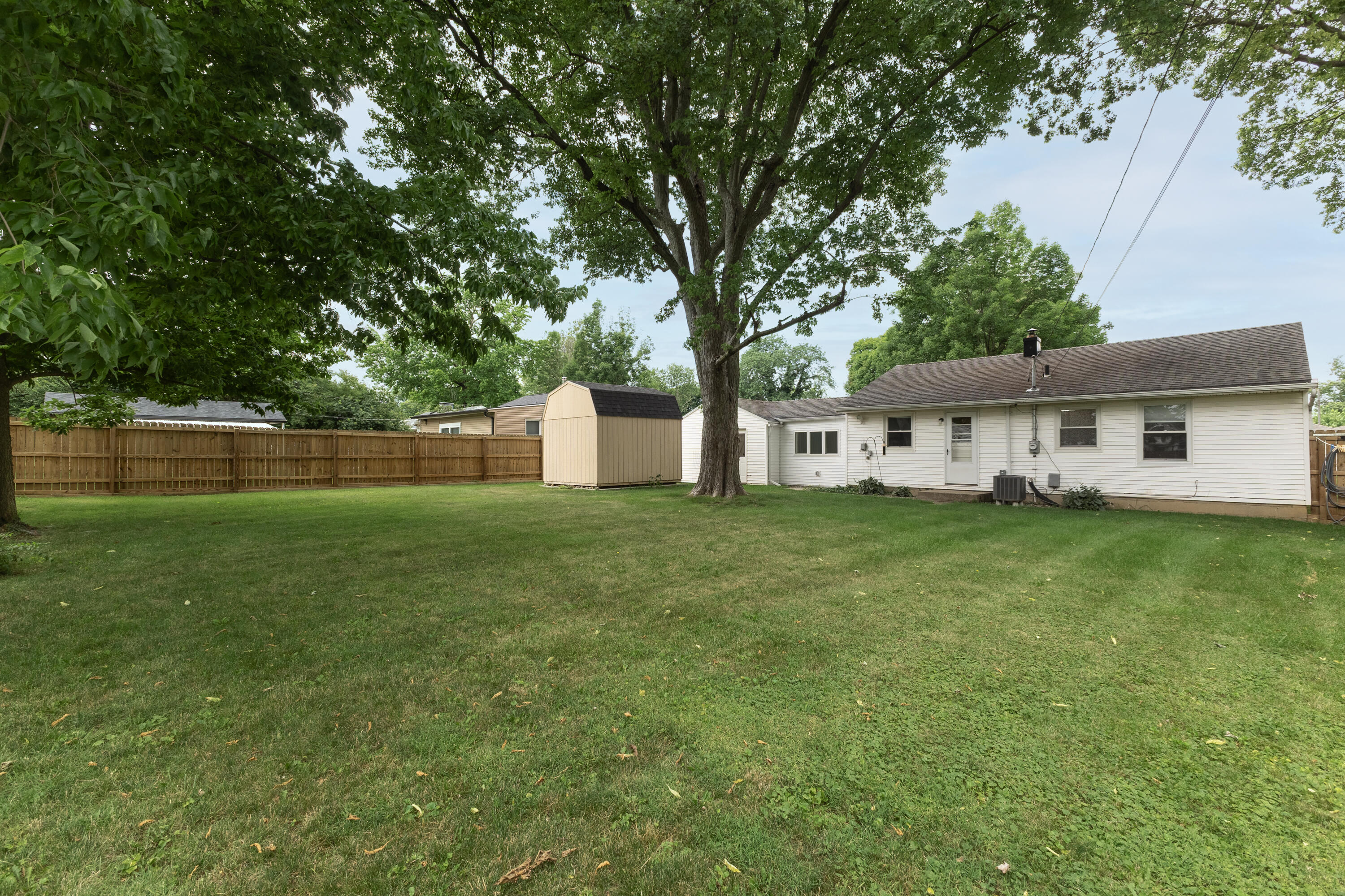 1438 Covent, Troy, Ohio 45373