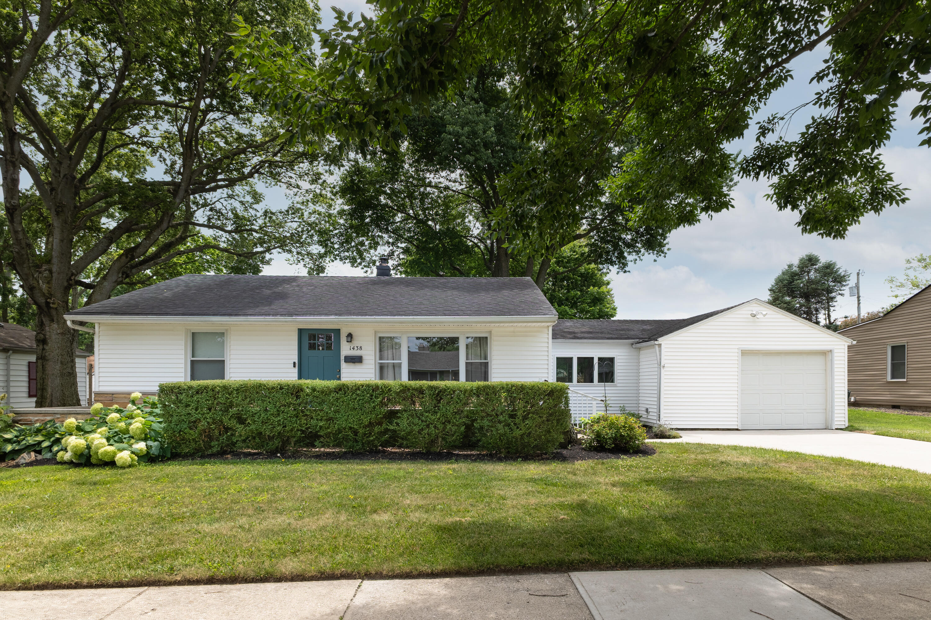 1438 Covent, Troy, Ohio 45373