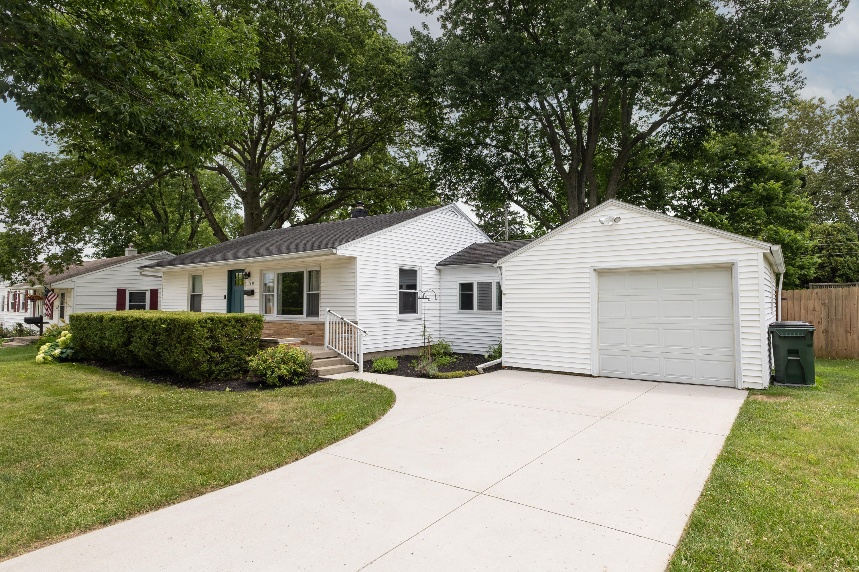 1438 Covent, Troy, Ohio 45373