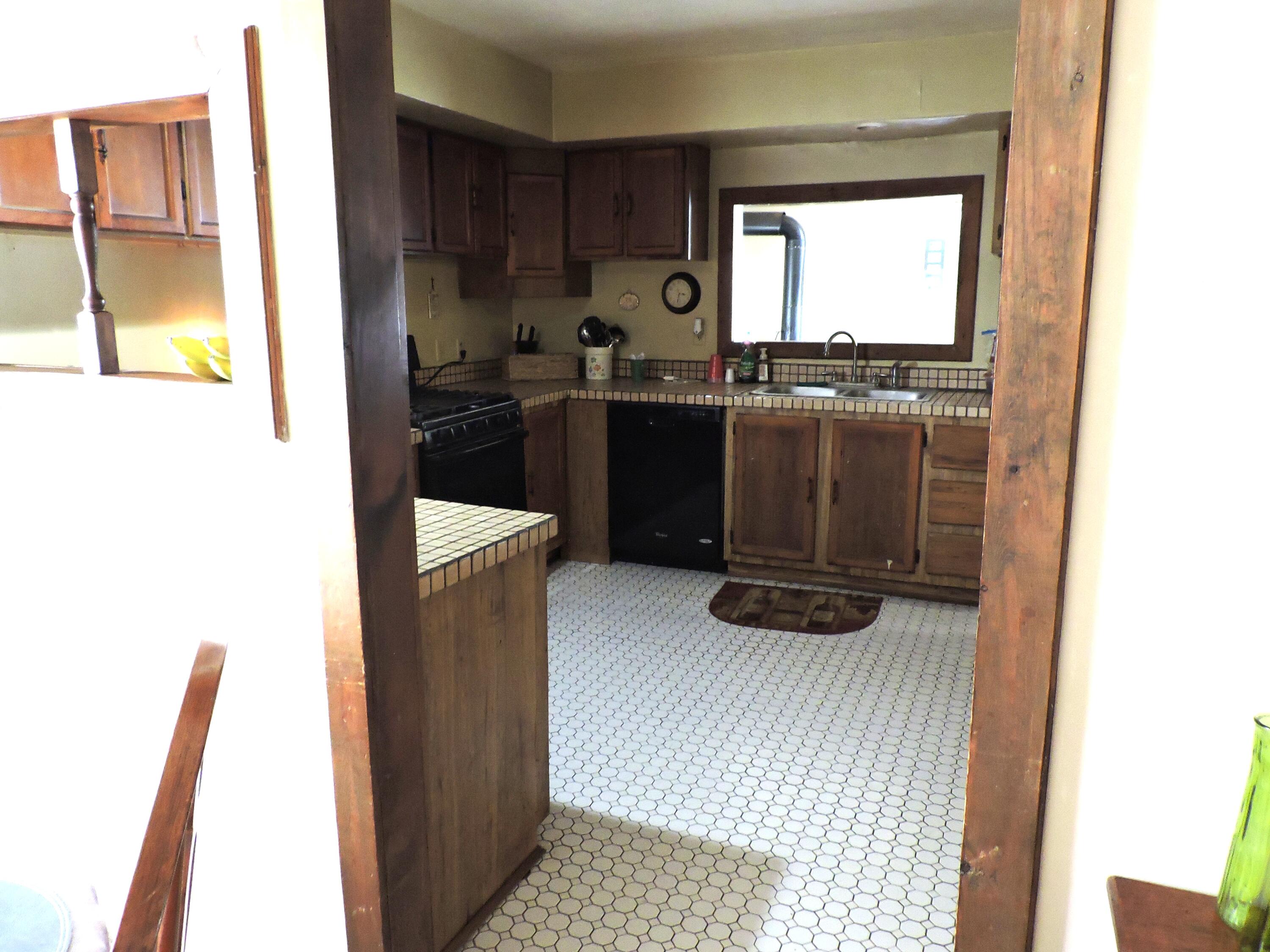 8255 County Road 33a, Wapakoneta, Ohio 45895