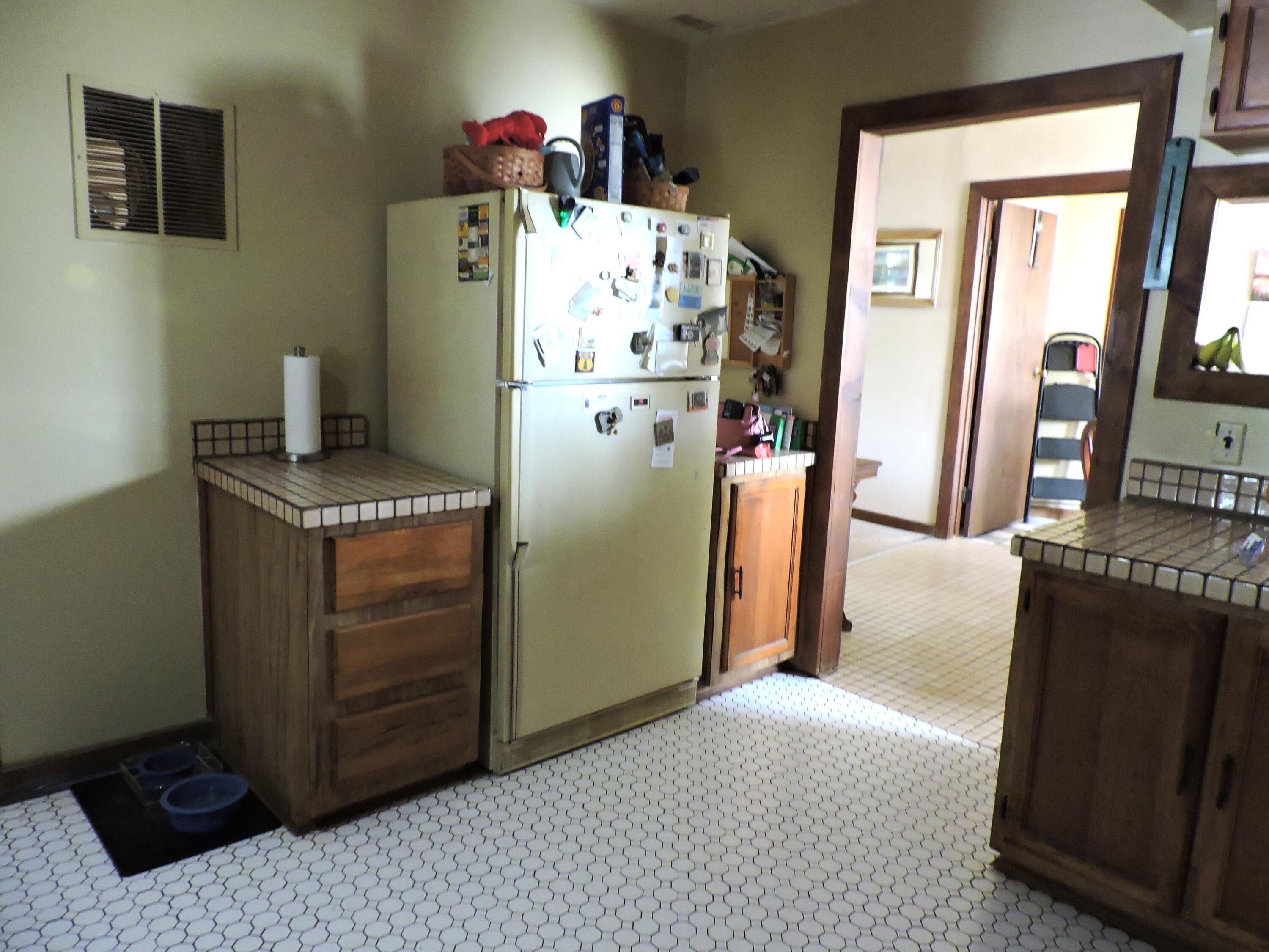 8255 County Road 33a, Wapakoneta, Ohio 45895