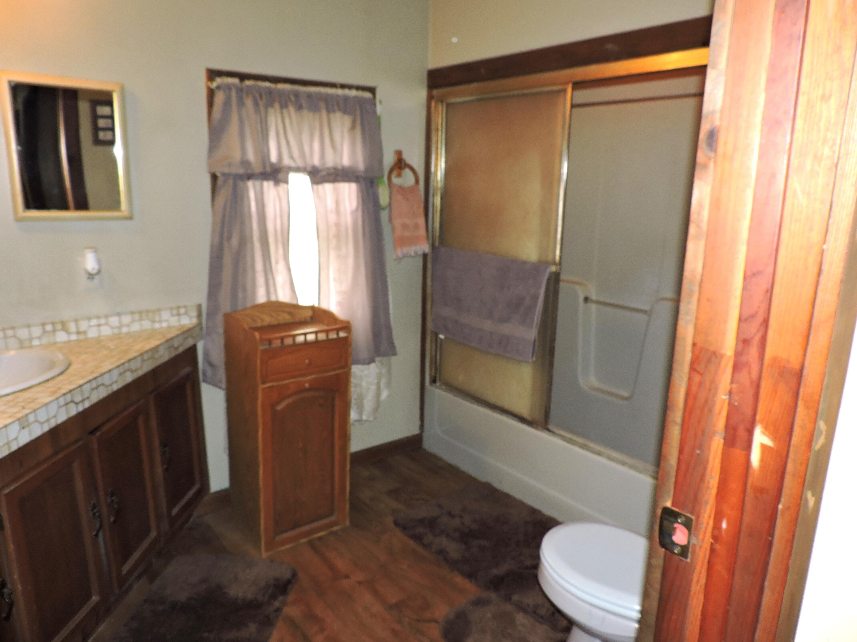 8255 County Road 33a, Wapakoneta, Ohio 45895