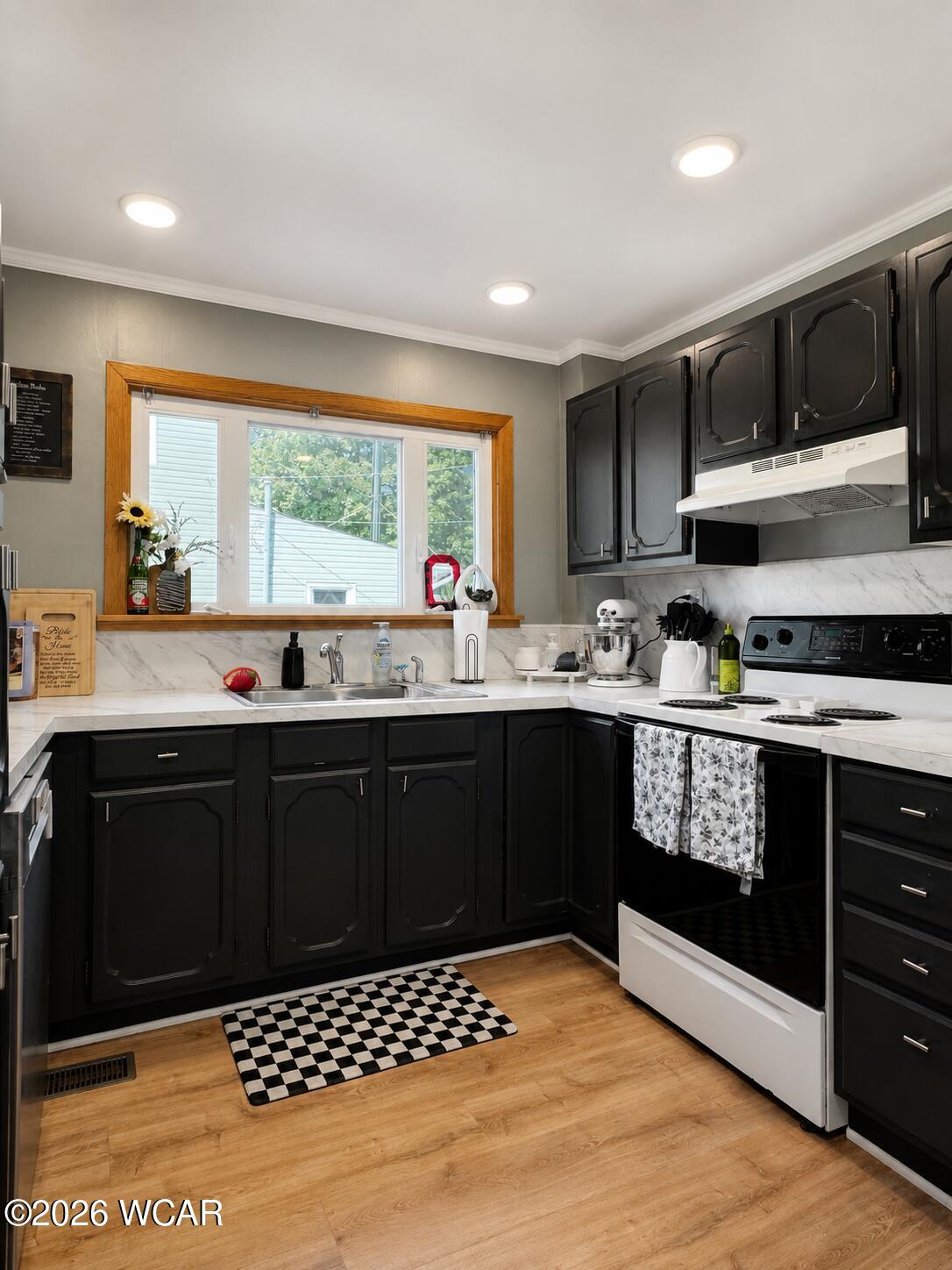 253 Center Street, West Mansfield, Ohio
