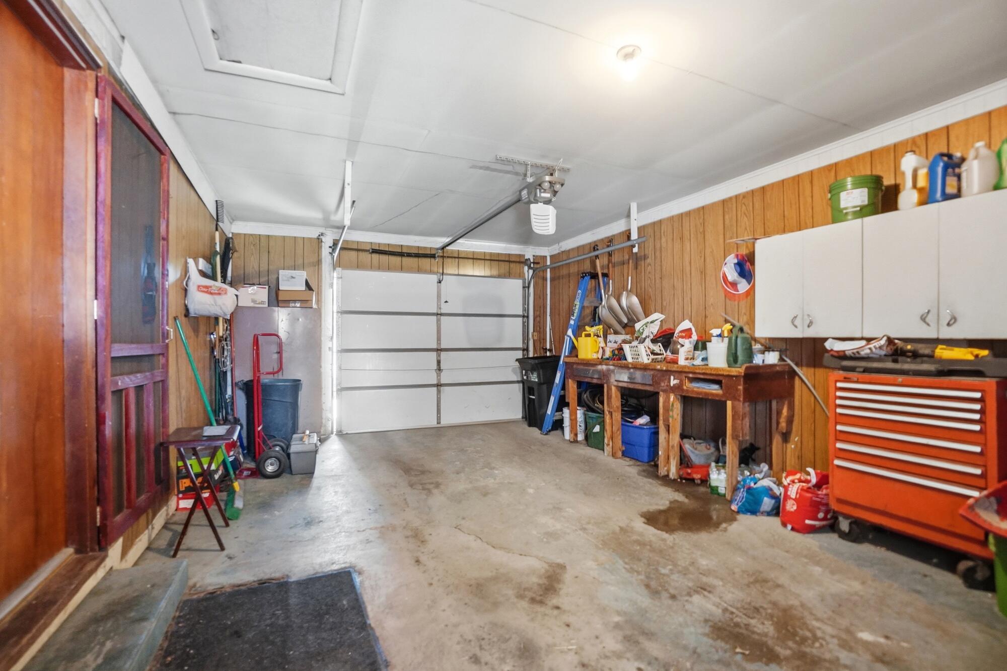 821 Circle, Wapakoneta, Ohio 45895