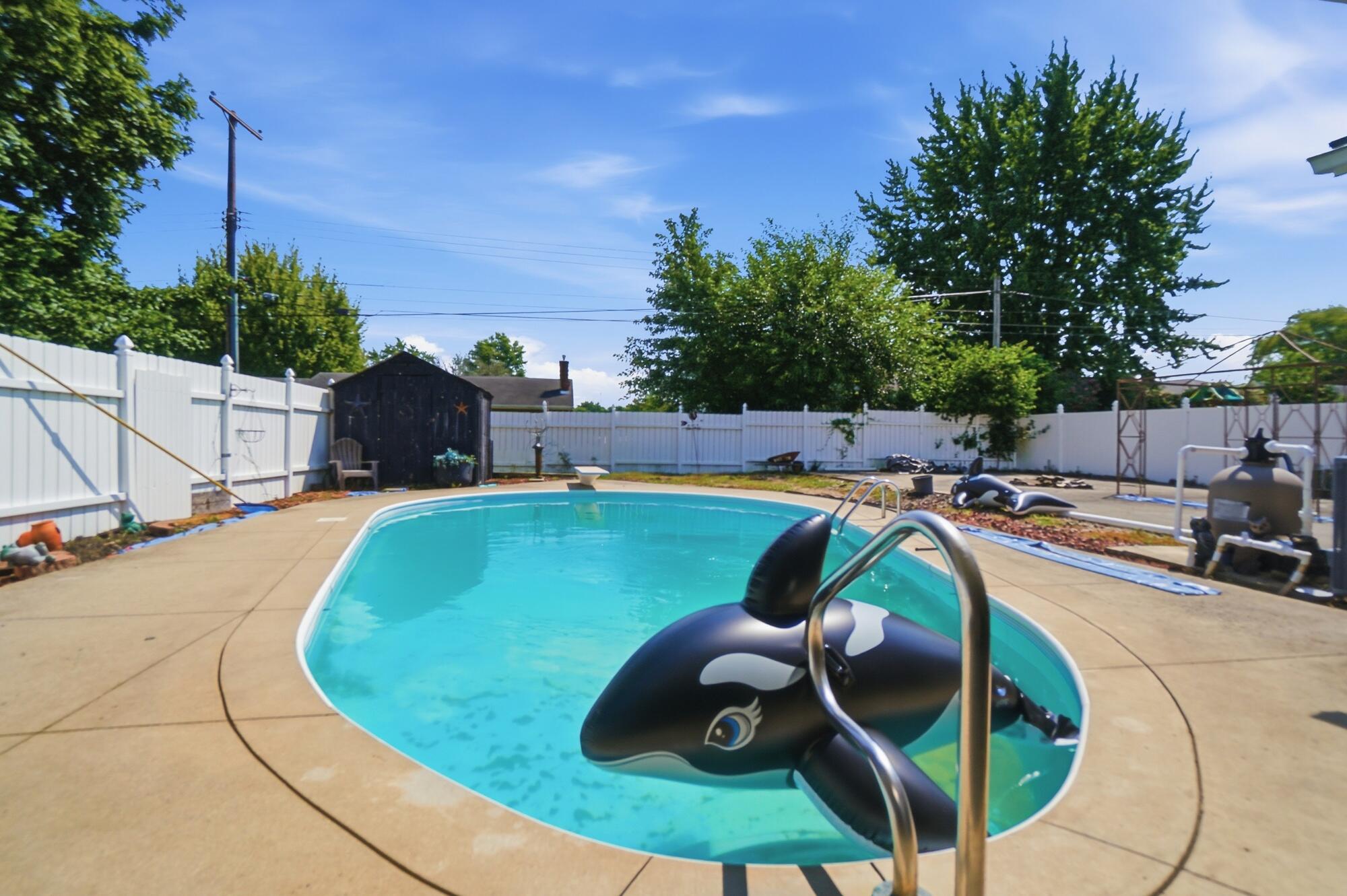 821 Circle, Wapakoneta, Ohio 45895