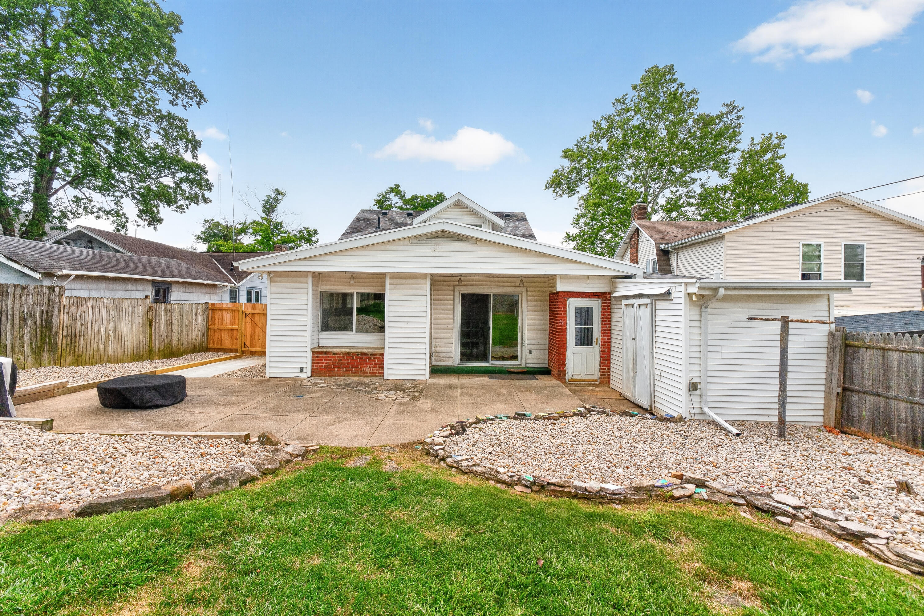 536 Park, Bellefontaine, Ohio 43311