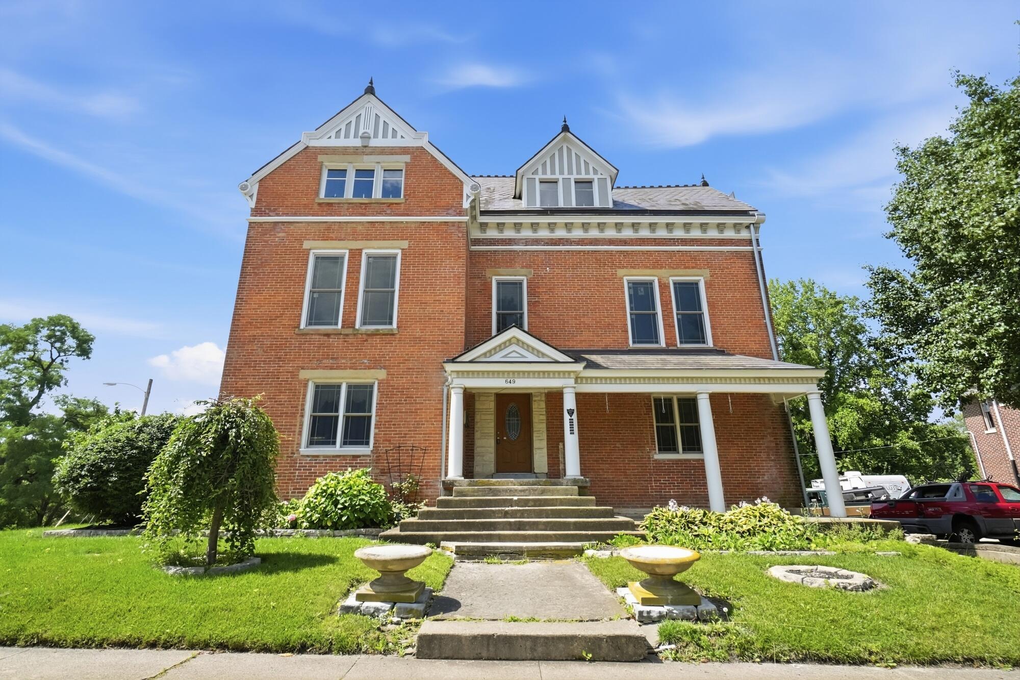 649 High, Springfield, Ohio 45505
