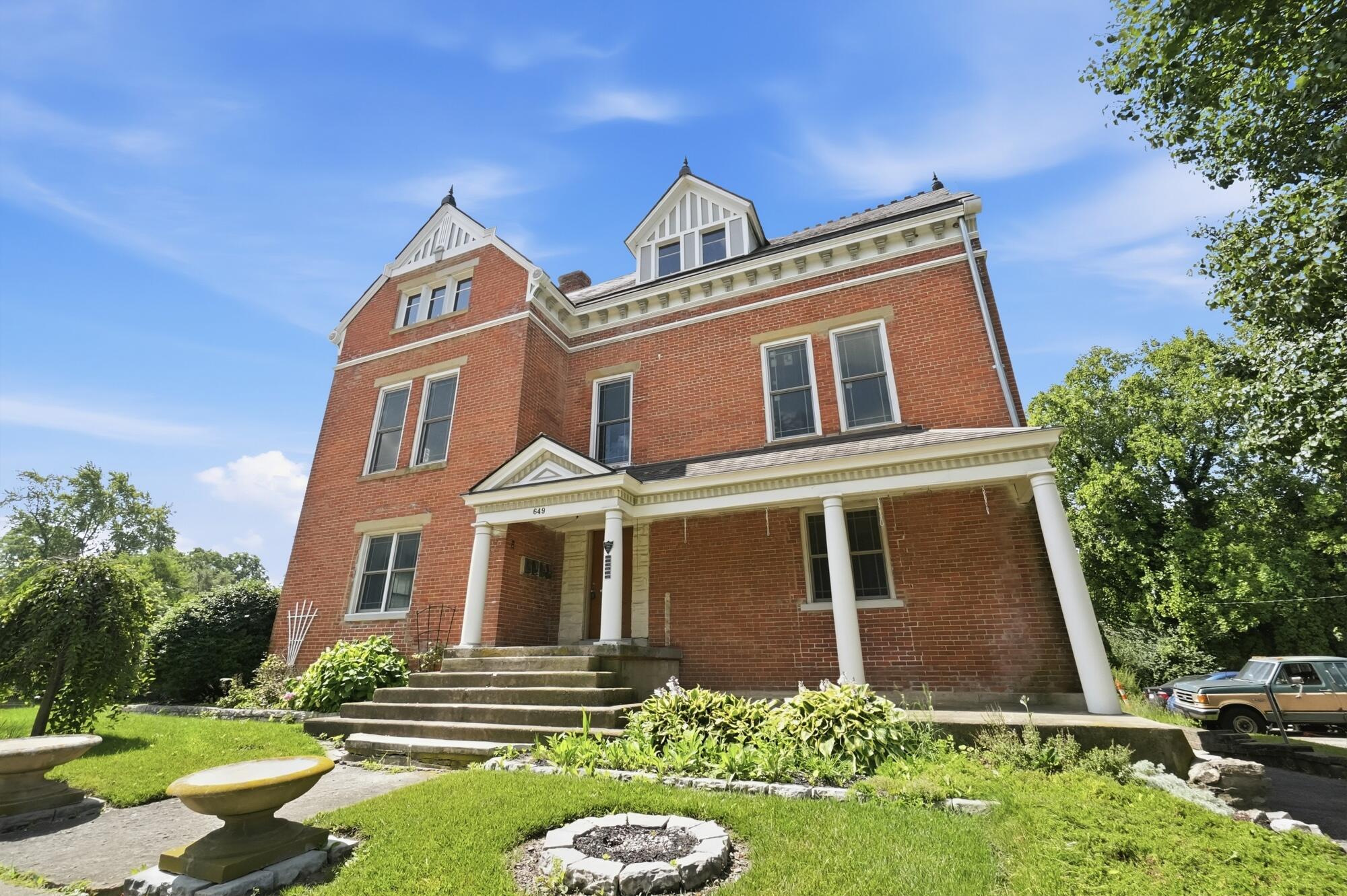 649 High, Springfield, Ohio 45505