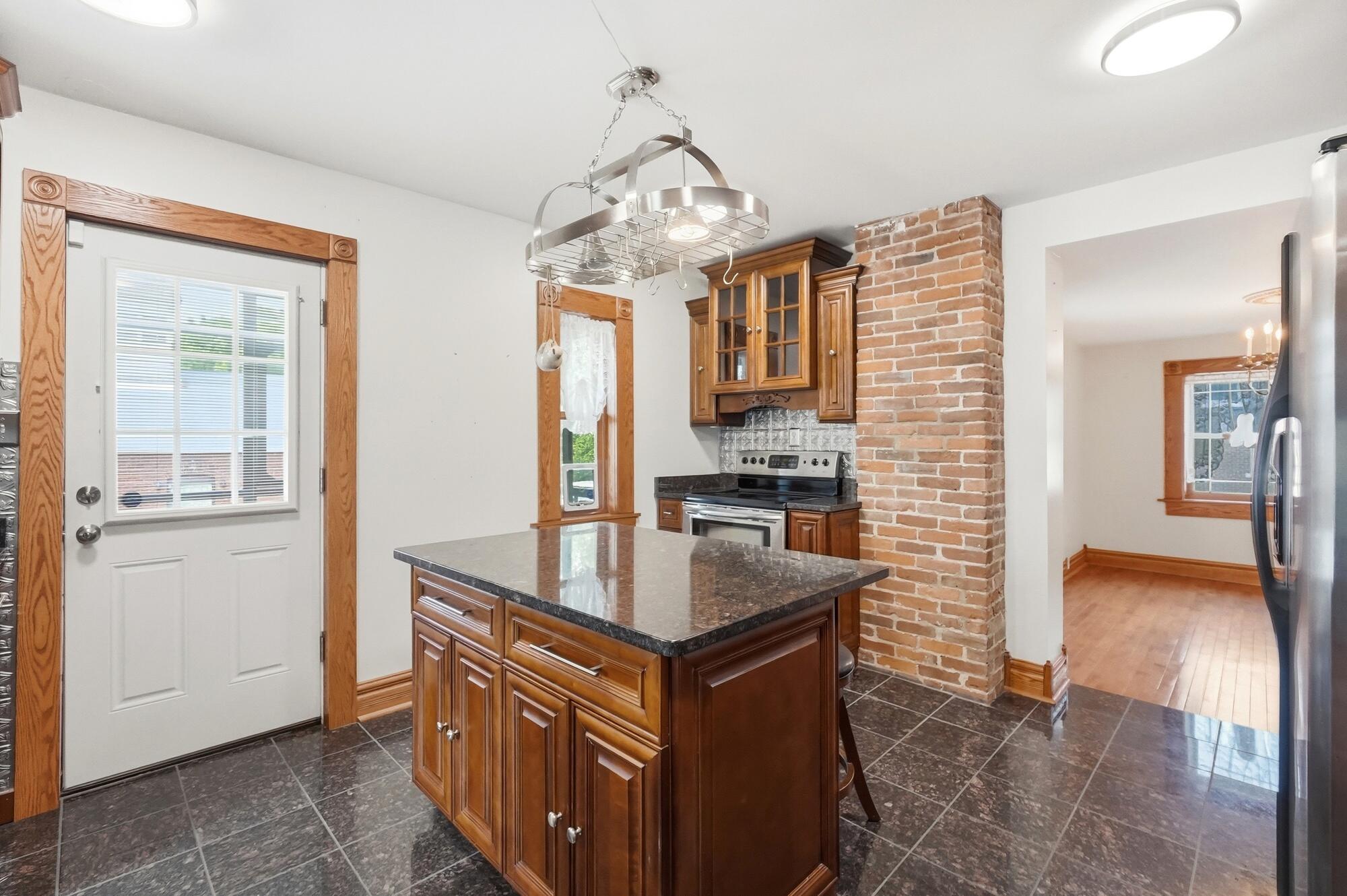 649 High, Springfield, Ohio 45505