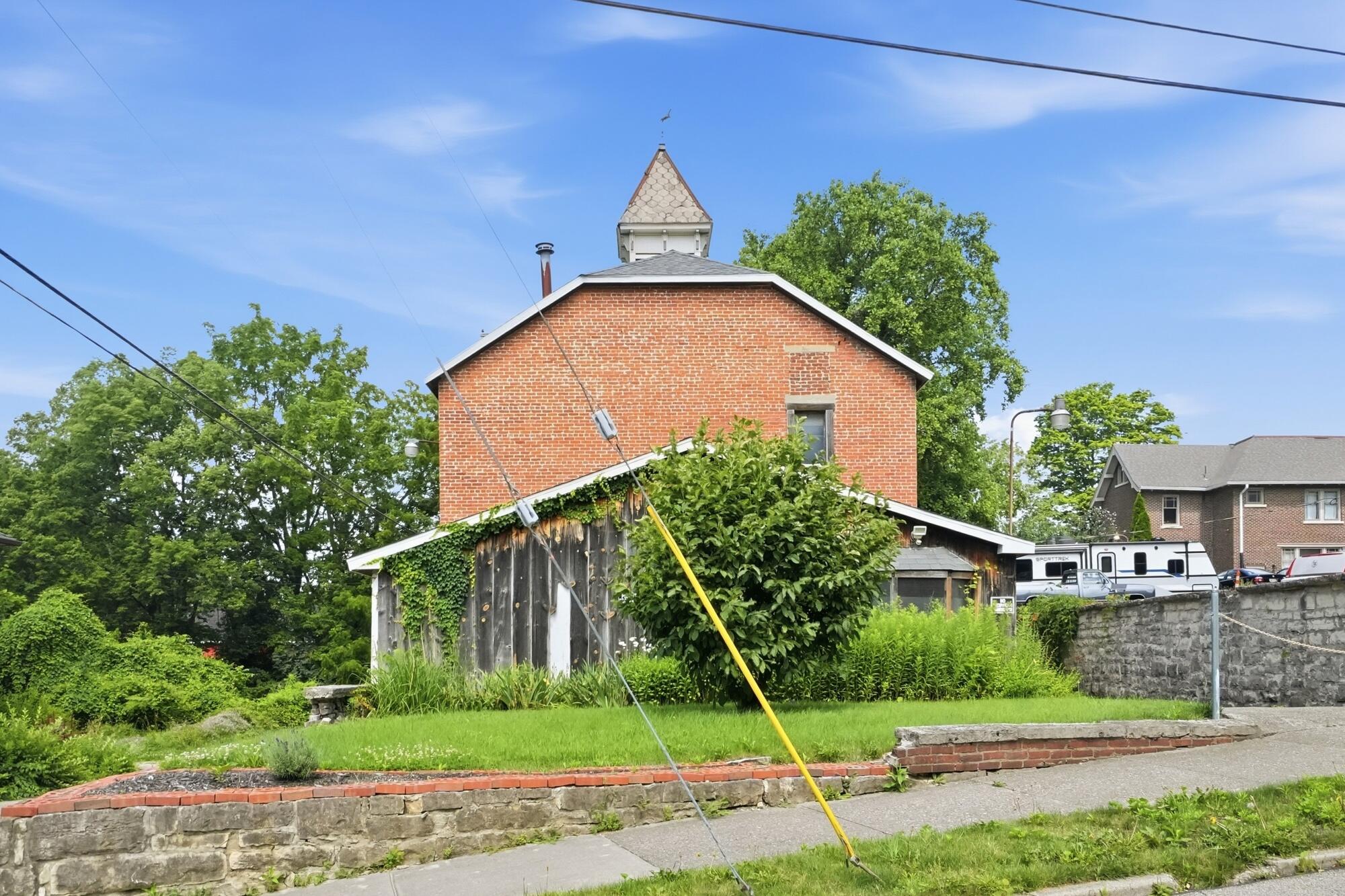 649 High, Springfield, Ohio 45505