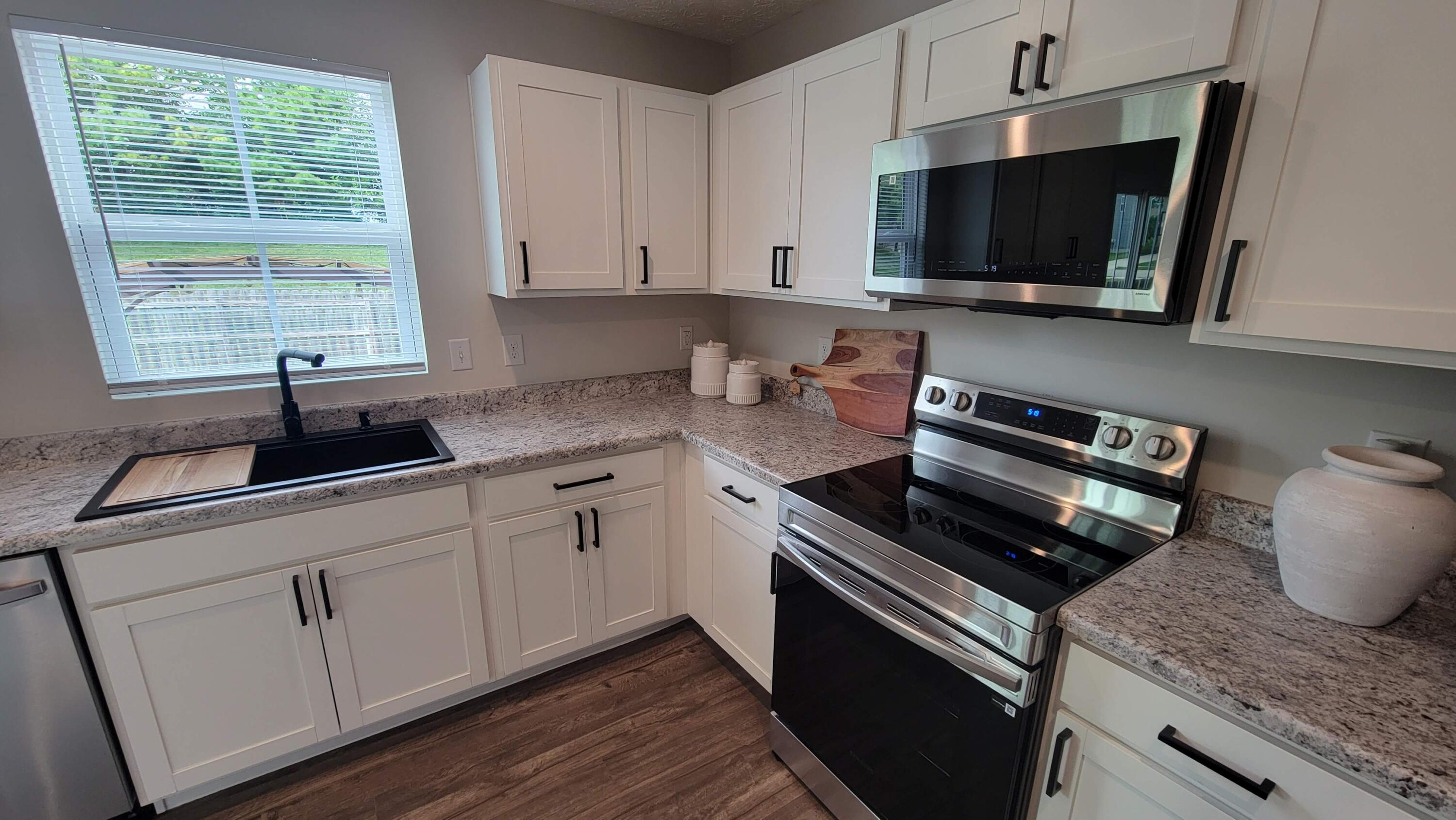 204 Golden Gate, Springfield, Ohio 45505