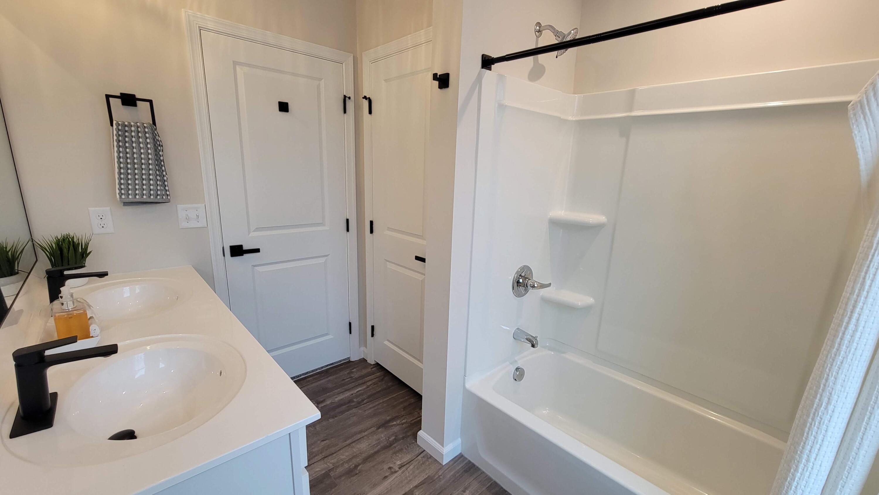 204 Golden Gate, Springfield, Ohio 45505
