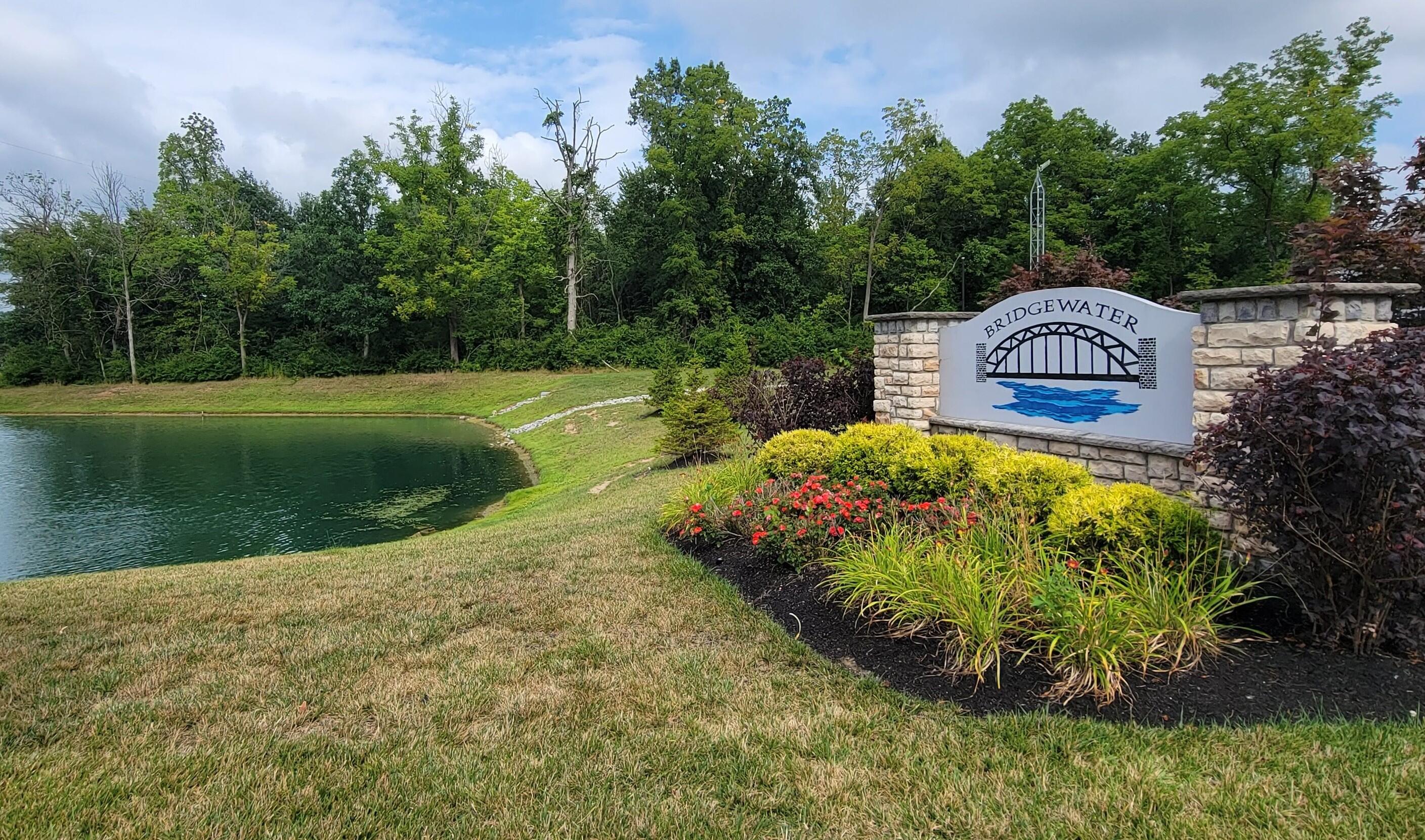 204 Golden Gate, Springfield, Ohio 45505