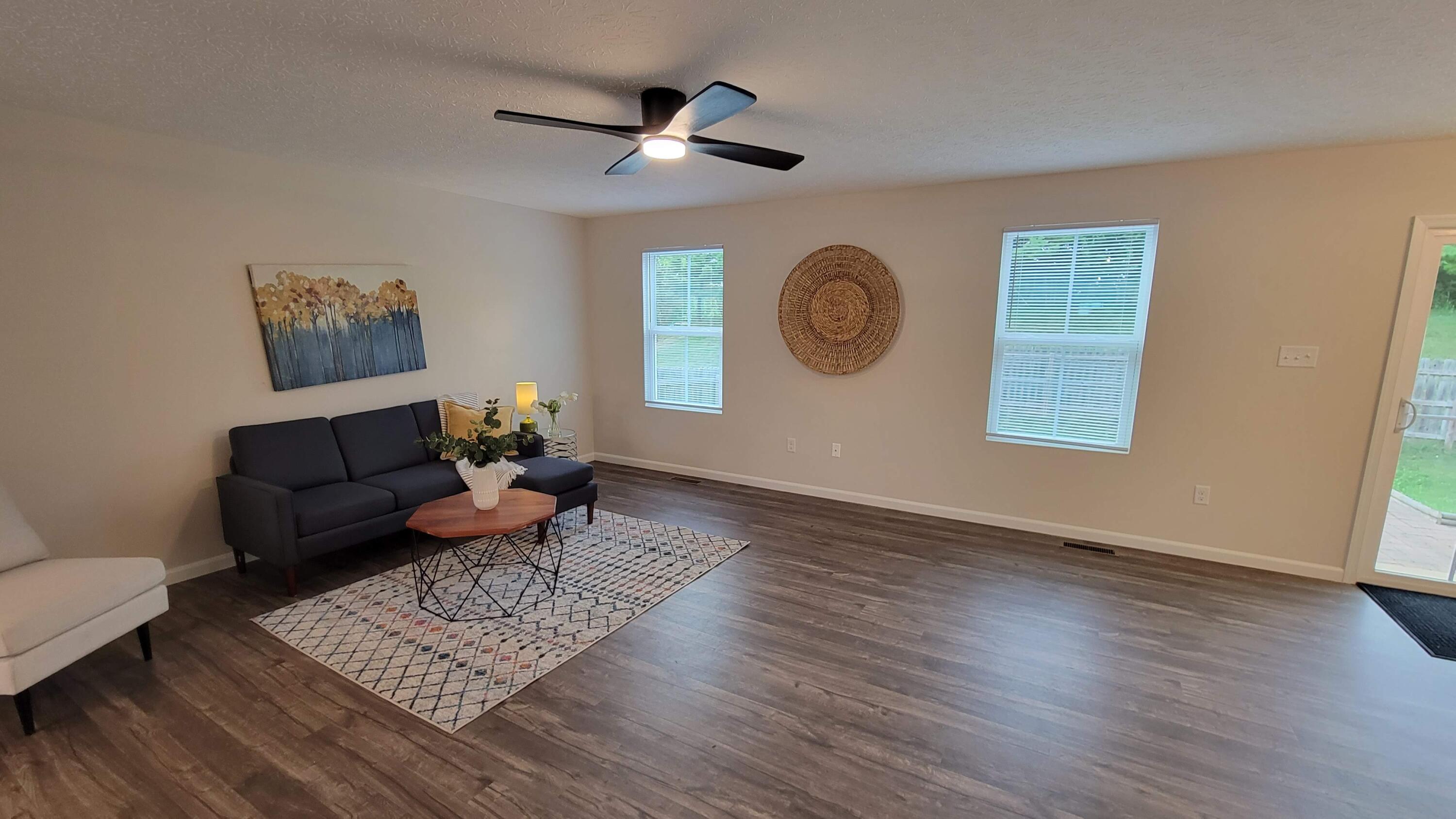 204 Golden Gate, Springfield, Ohio 45505
