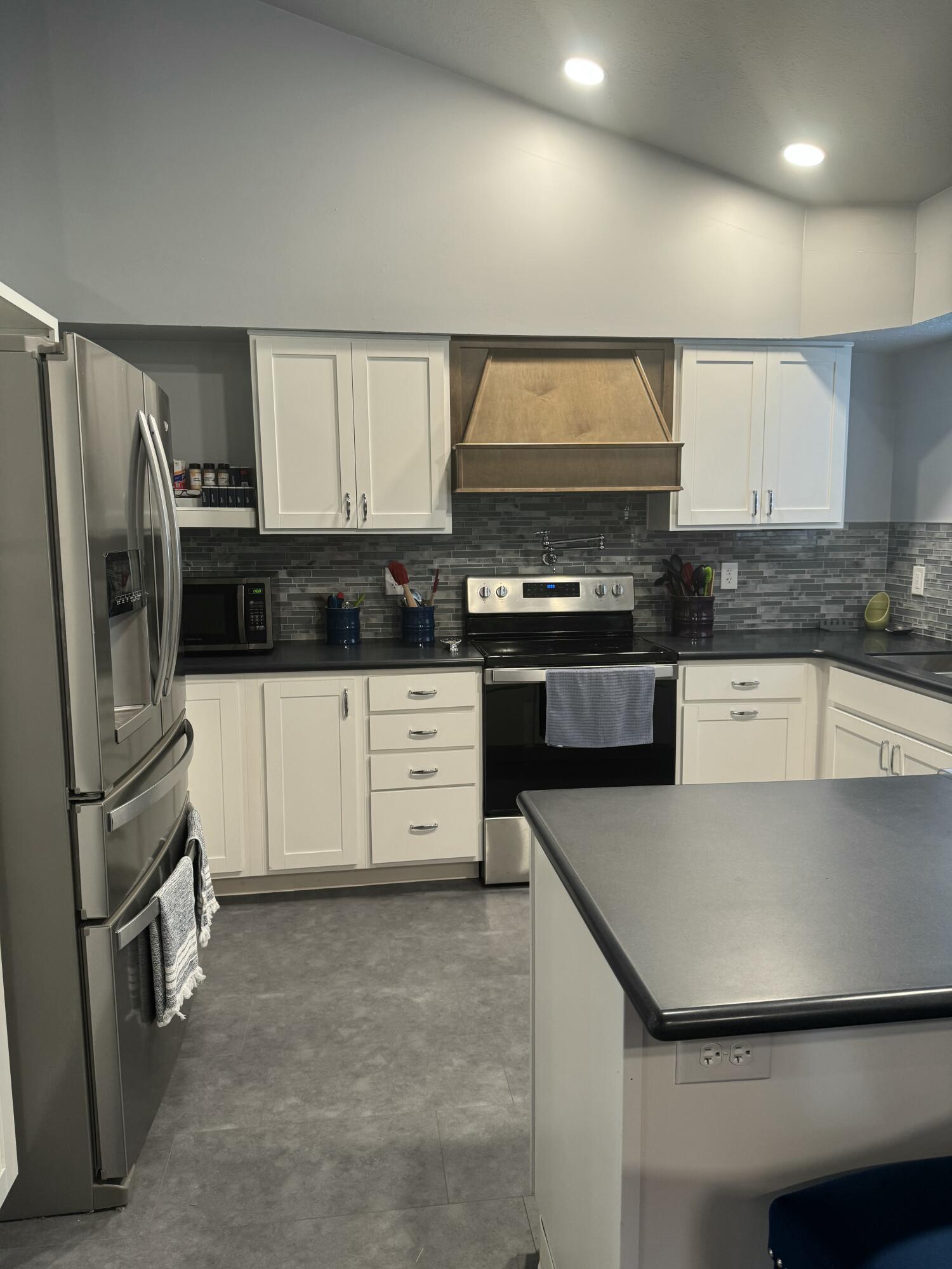 1284 Pheasant Run, Springfield, Ohio 45503