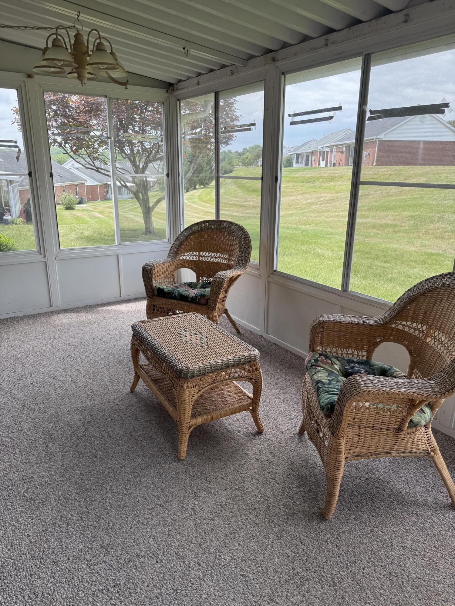 1284 Pheasant Run, Springfield, Ohio 45503