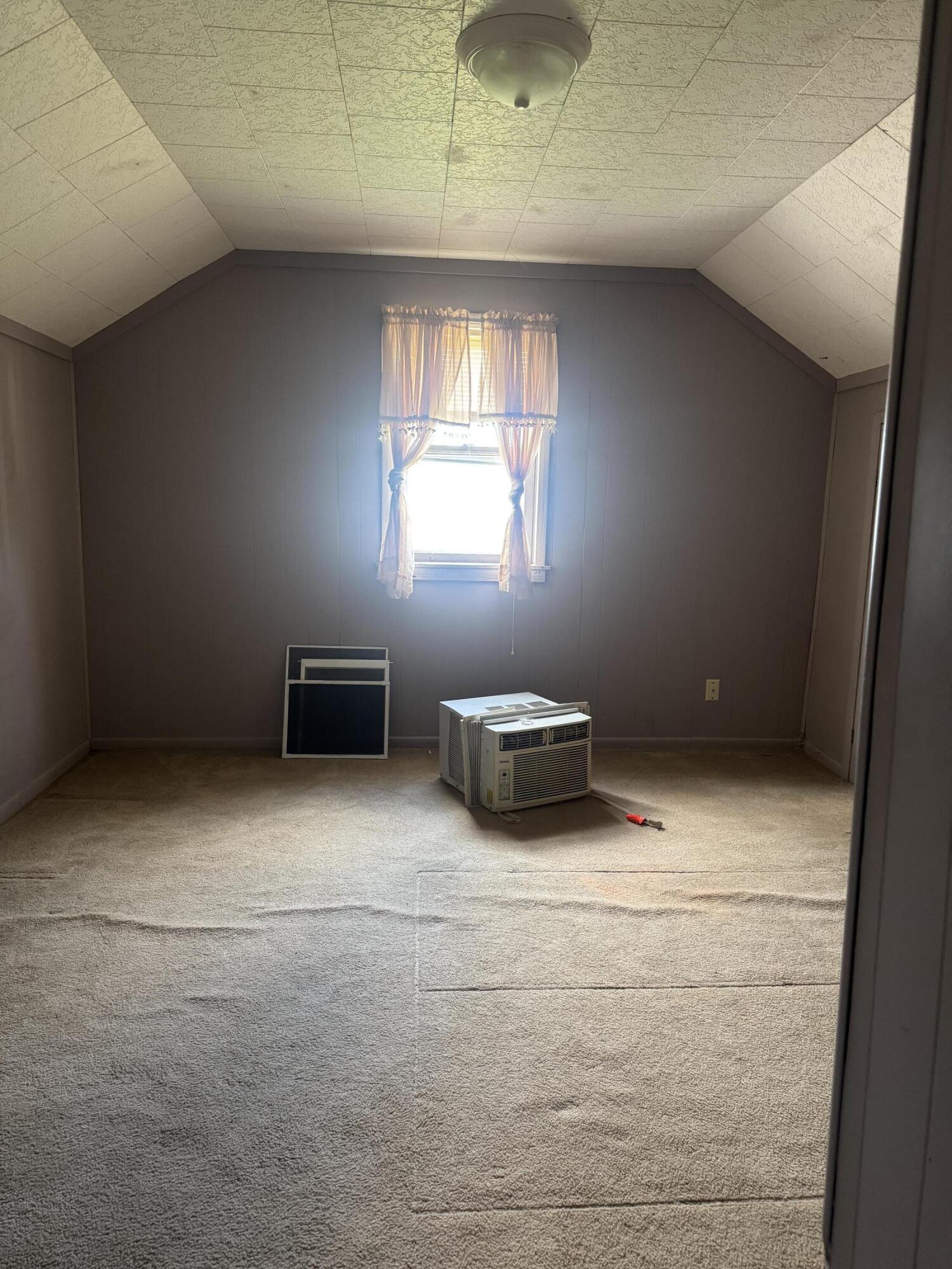 122 Clay, Sidney, Ohio 45365
