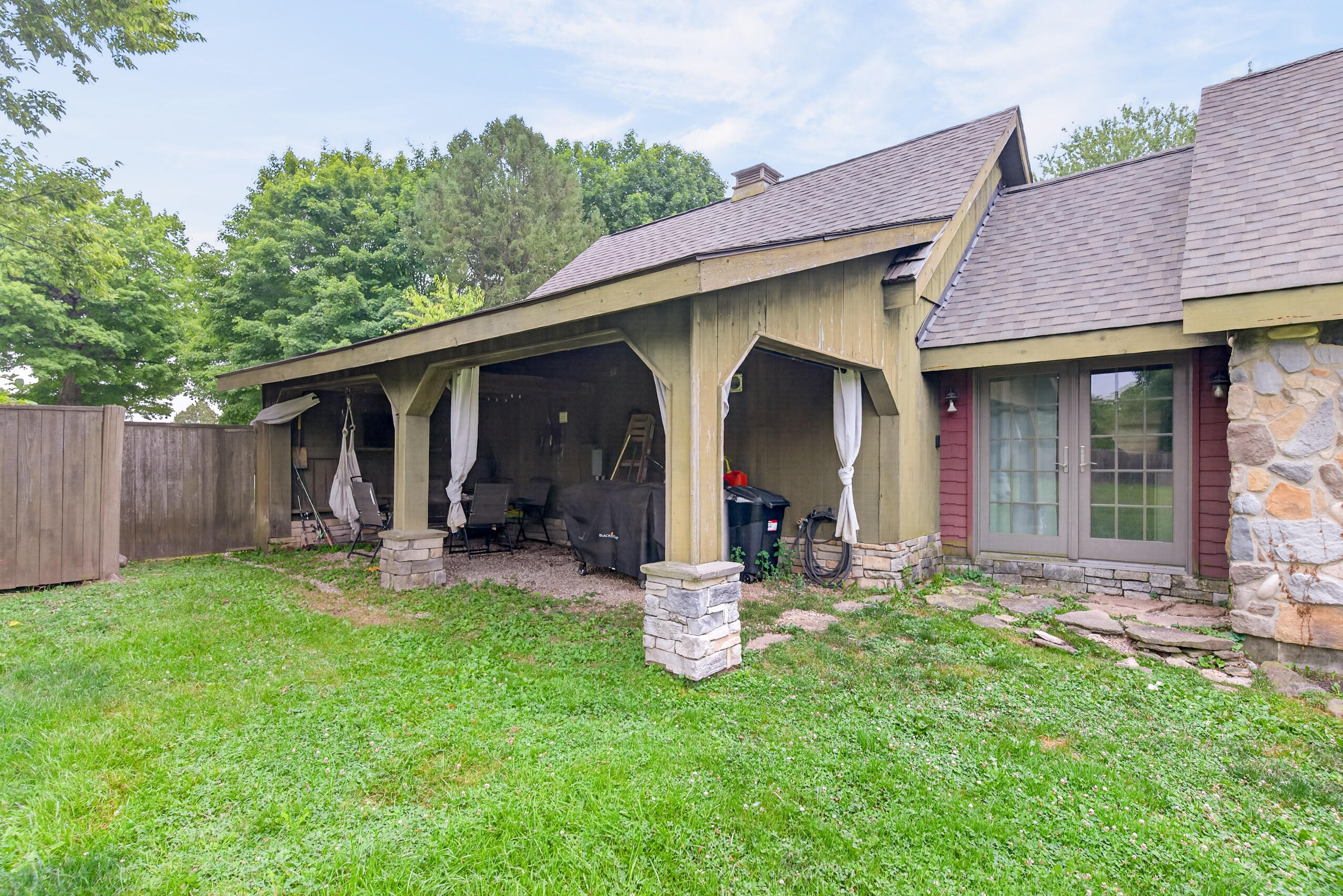 140 High, Saint Paris, Ohio 43072