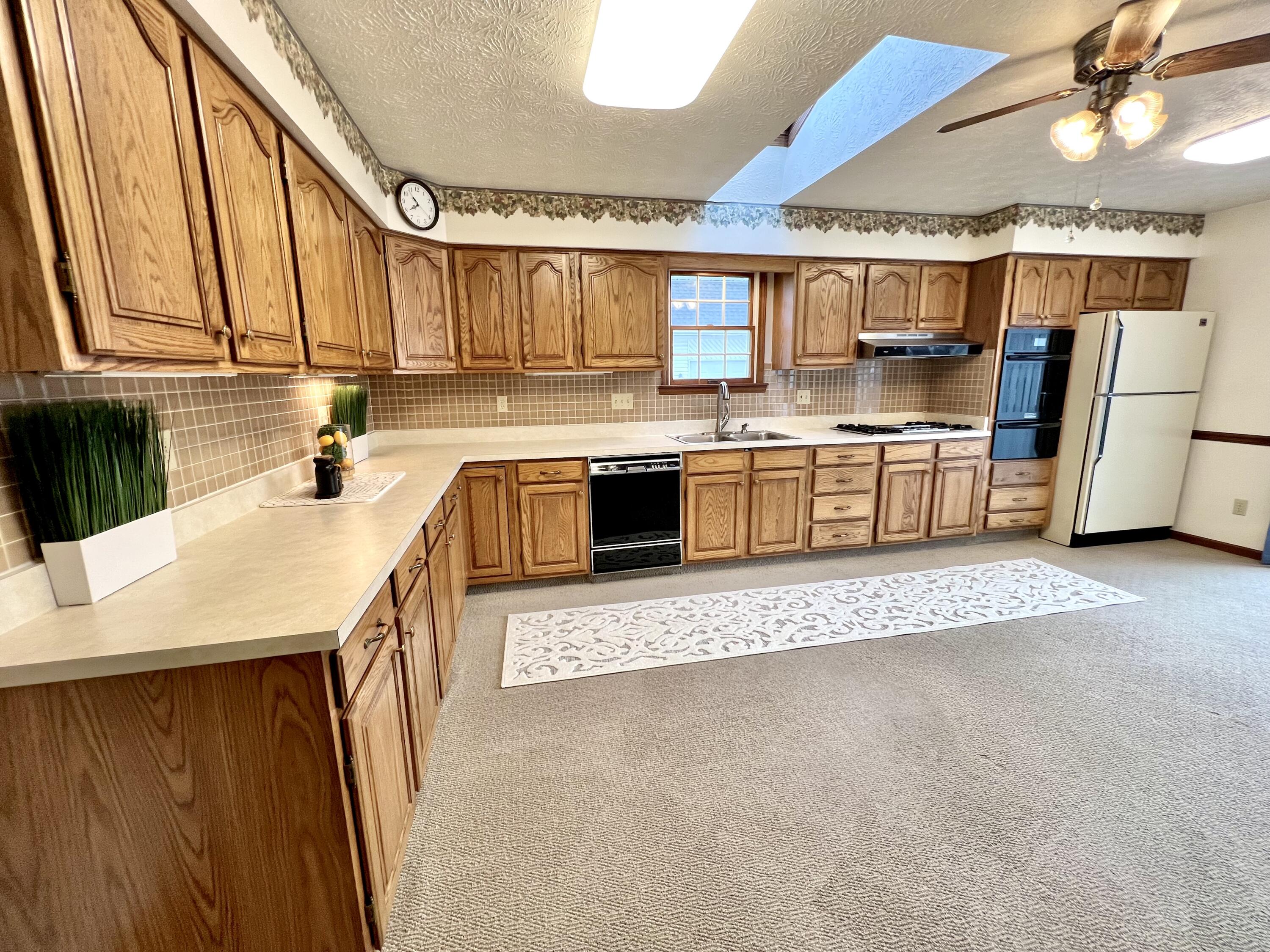 20 Walnut, Phillipsburg, Ohio 45354