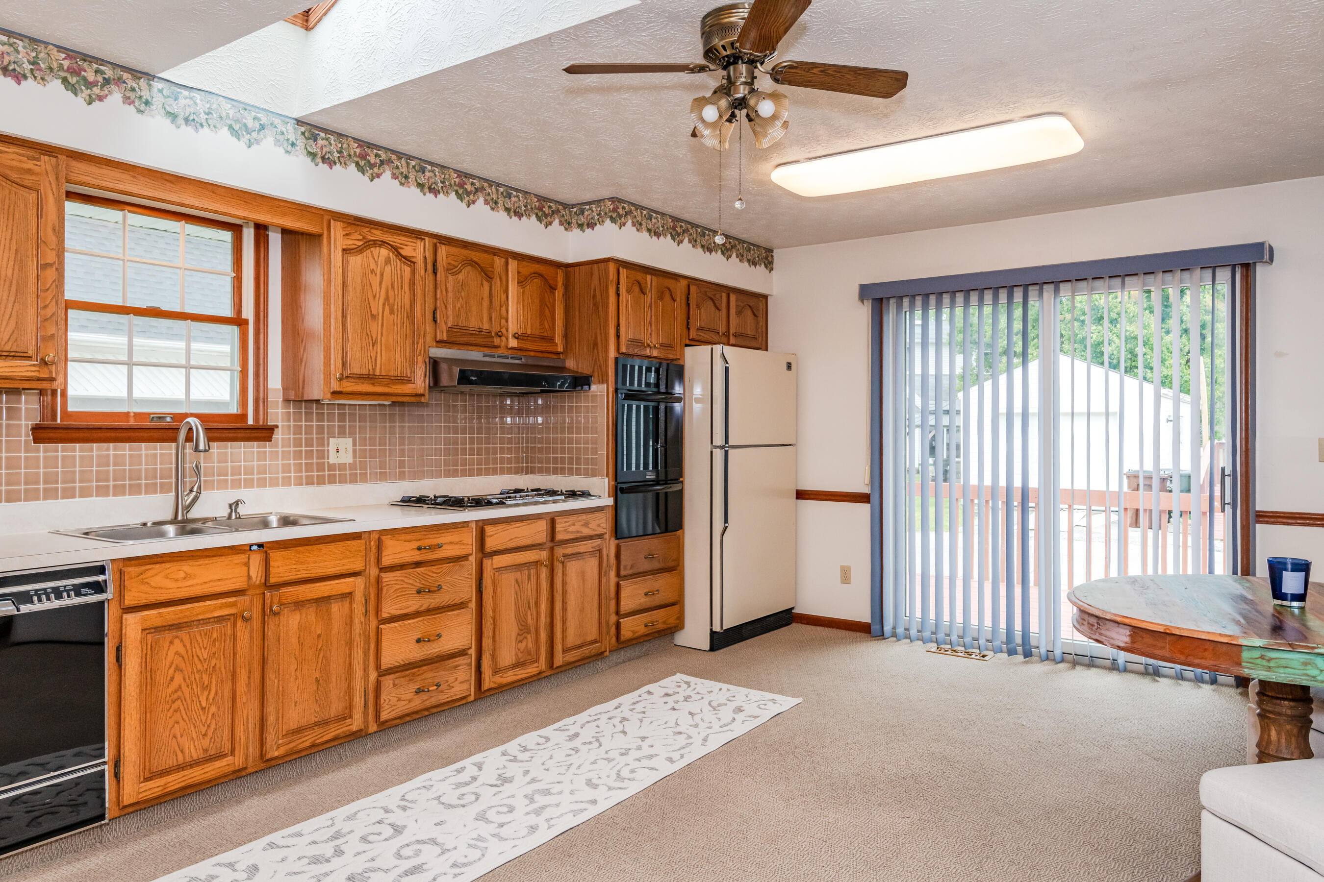 20 Walnut, Phillipsburg, Ohio 45354