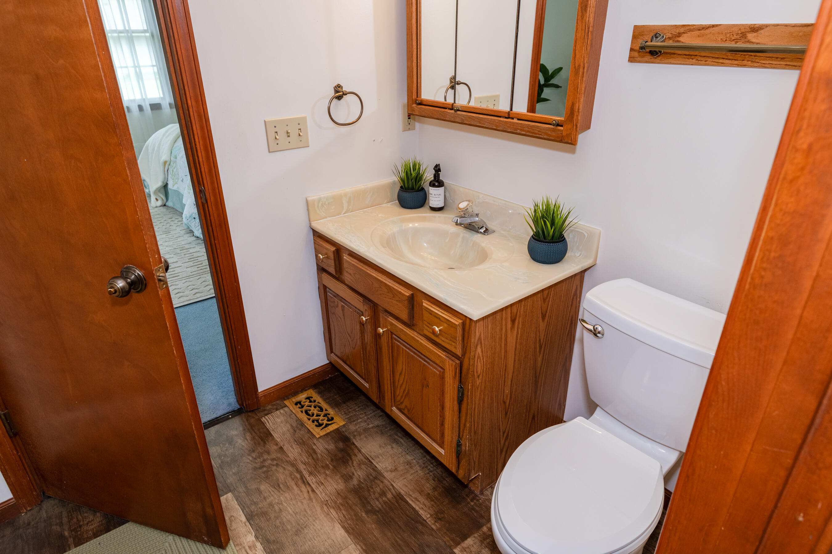 20 Walnut, Phillipsburg, Ohio 45354