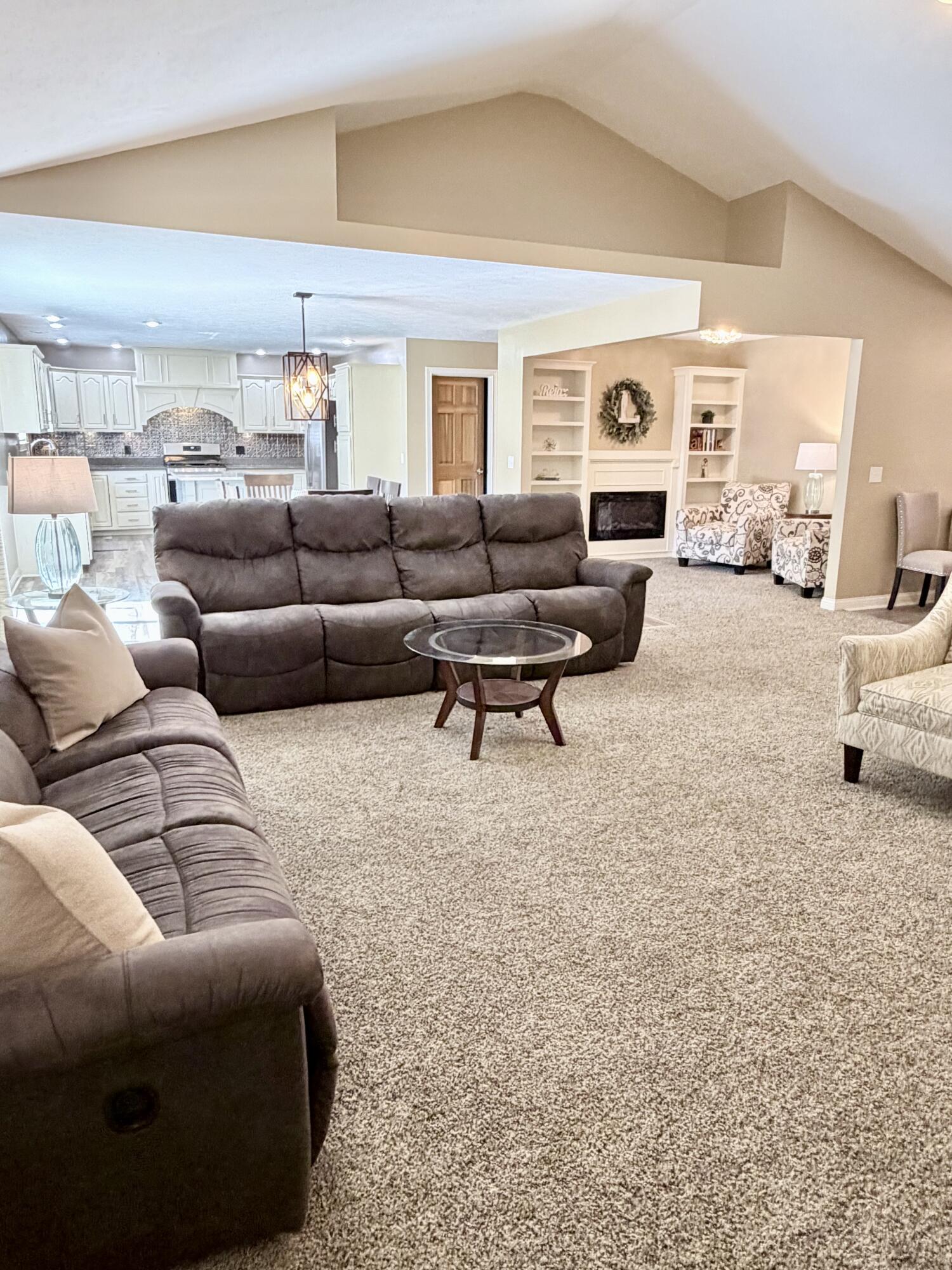 537 Hoewisher, Sidney, Ohio 45365