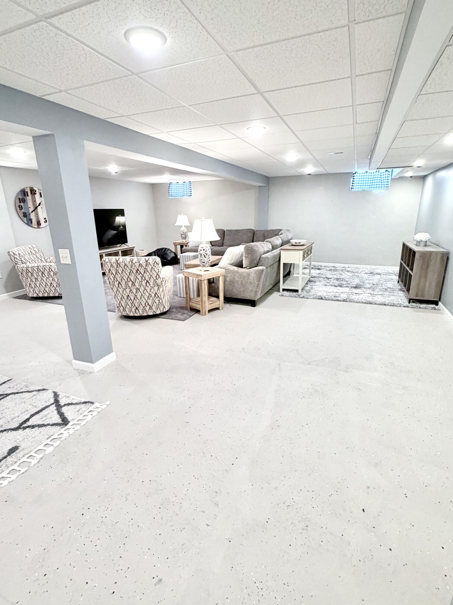537 Hoewisher, Sidney, Ohio 45365