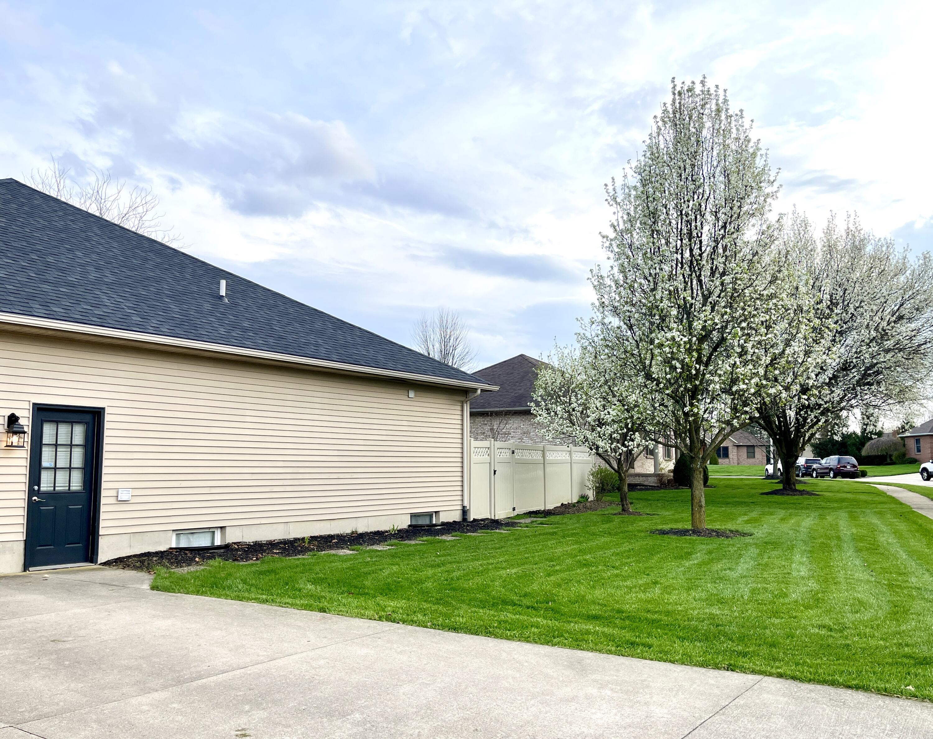 537 Hoewisher, Sidney, Ohio 45365