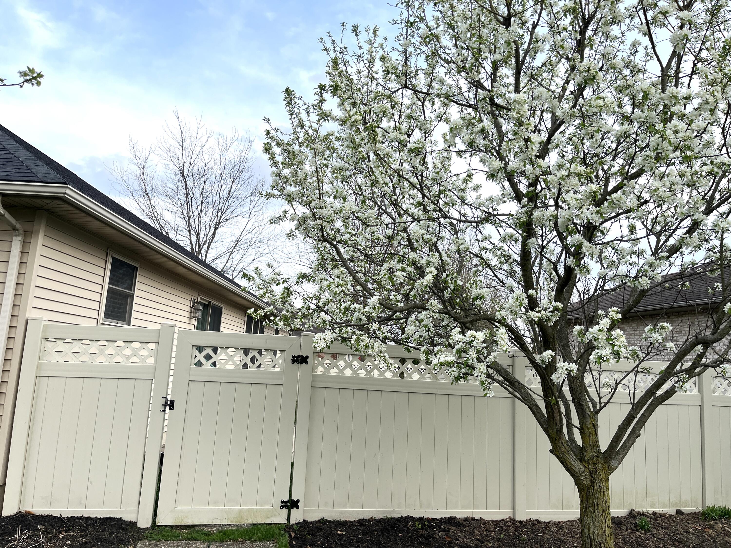 537 Hoewisher, Sidney, Ohio 45365