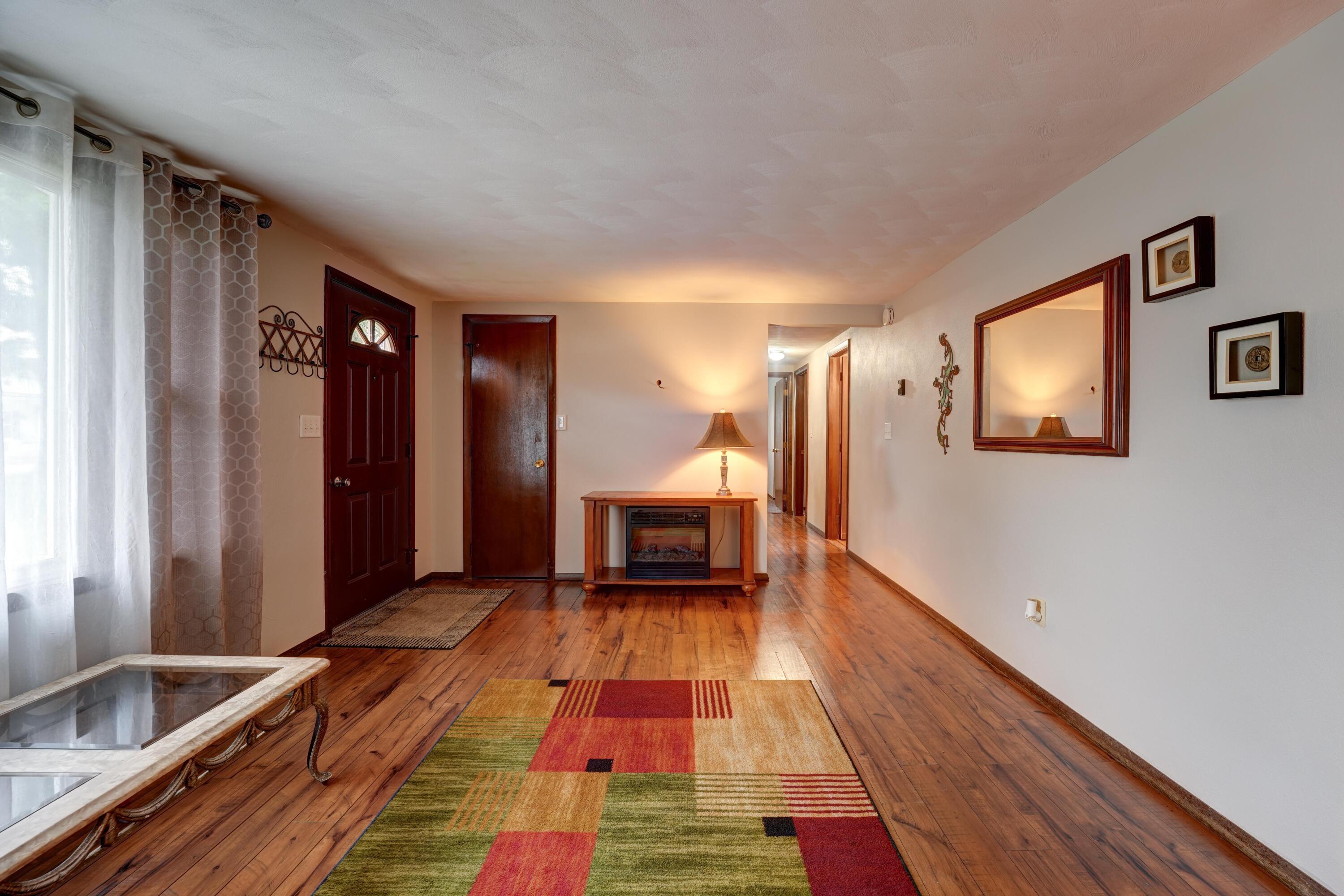 209 East, Arcanum, Ohio 45304