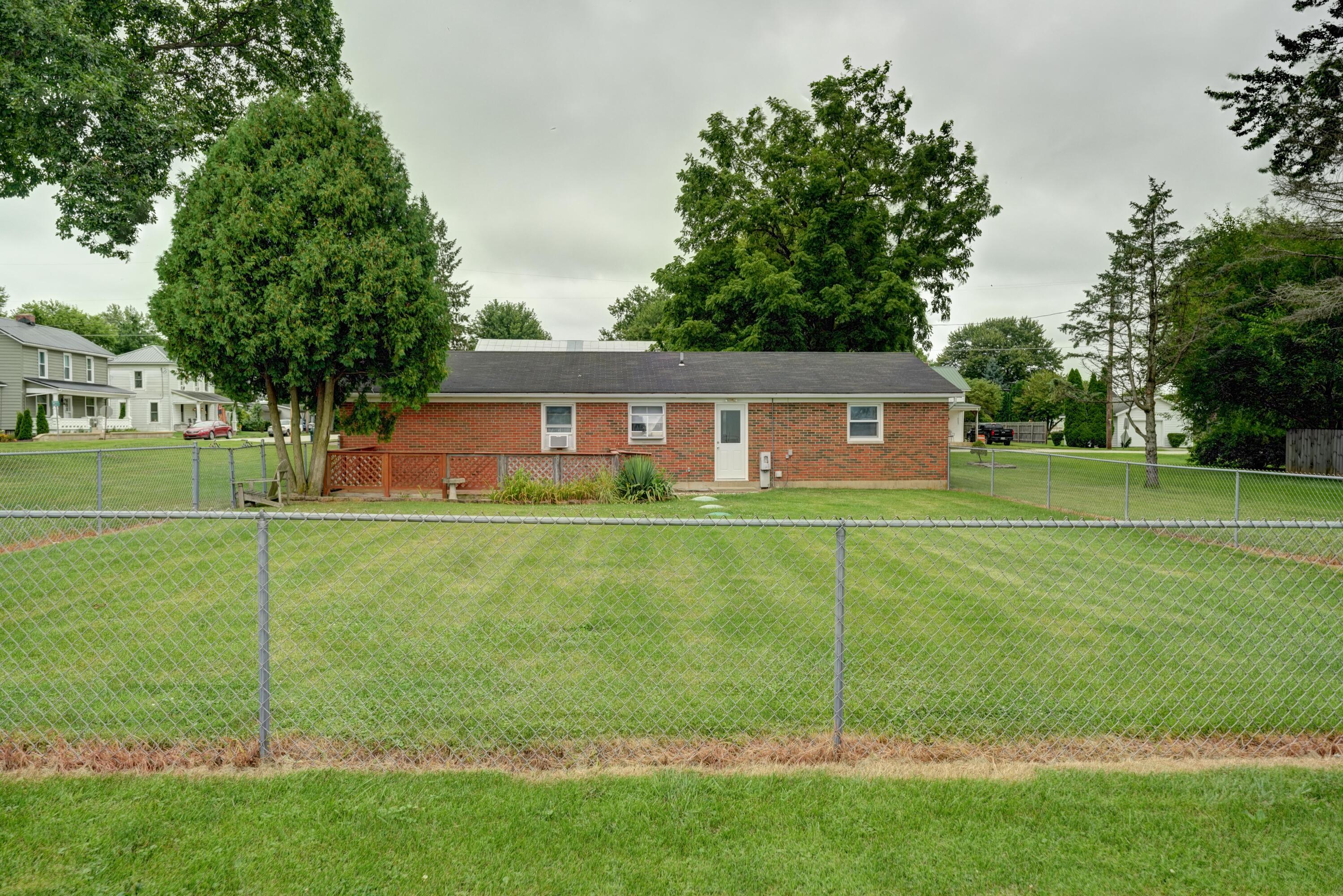209 East, Arcanum, Ohio 45304