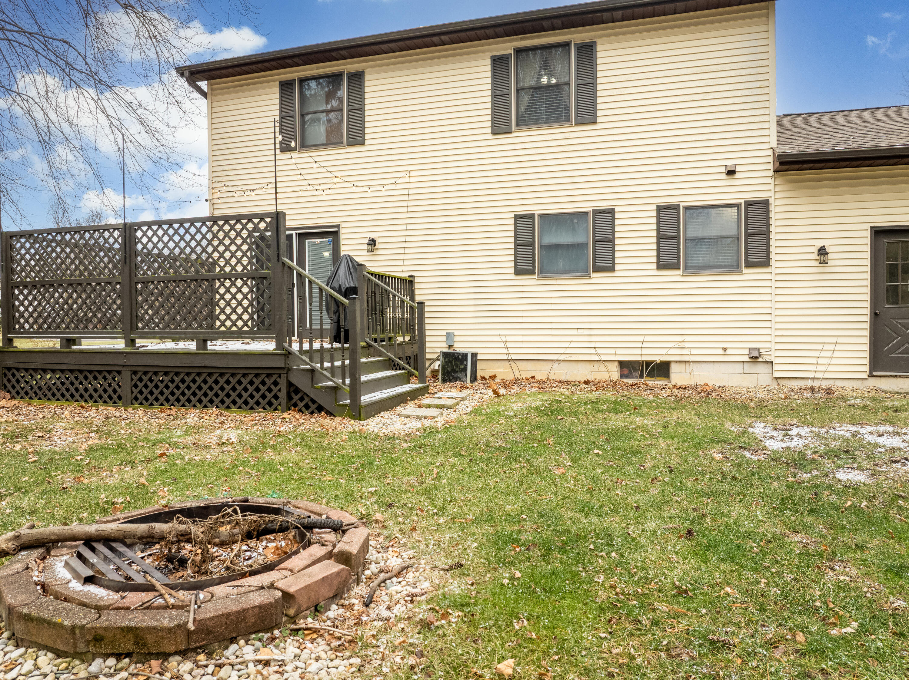 3352 Hodgin, Richmond, Indiana 47374
