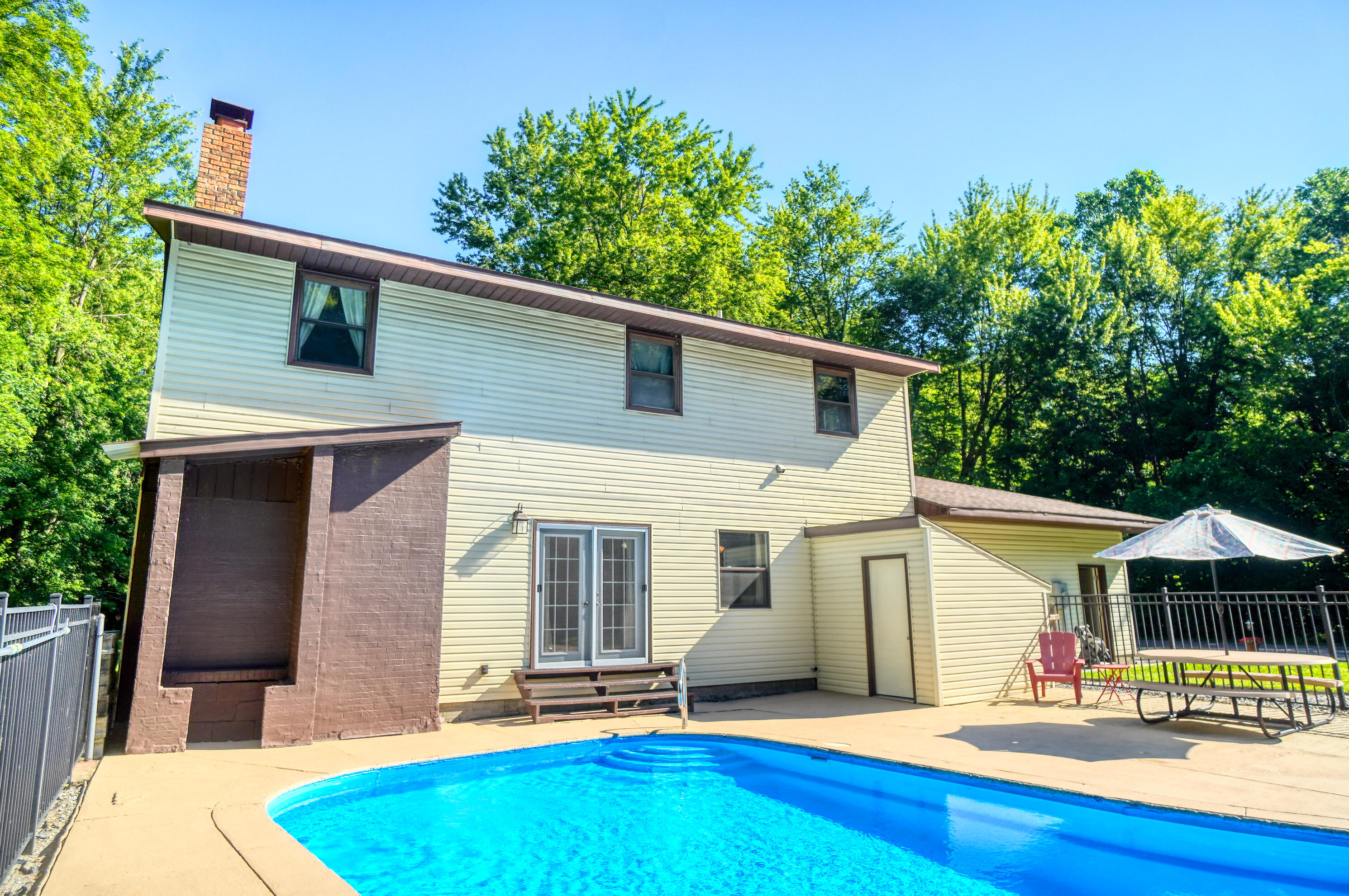 1725 Irvin, Lima, Ohio 45807