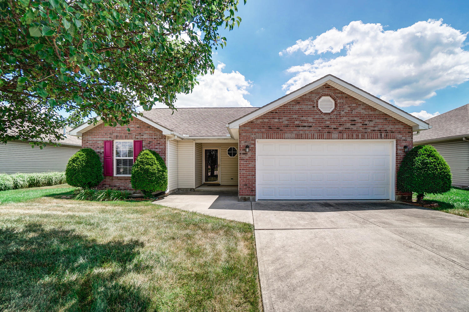 2712 Fieldbrook, Troy, Ohio 45373