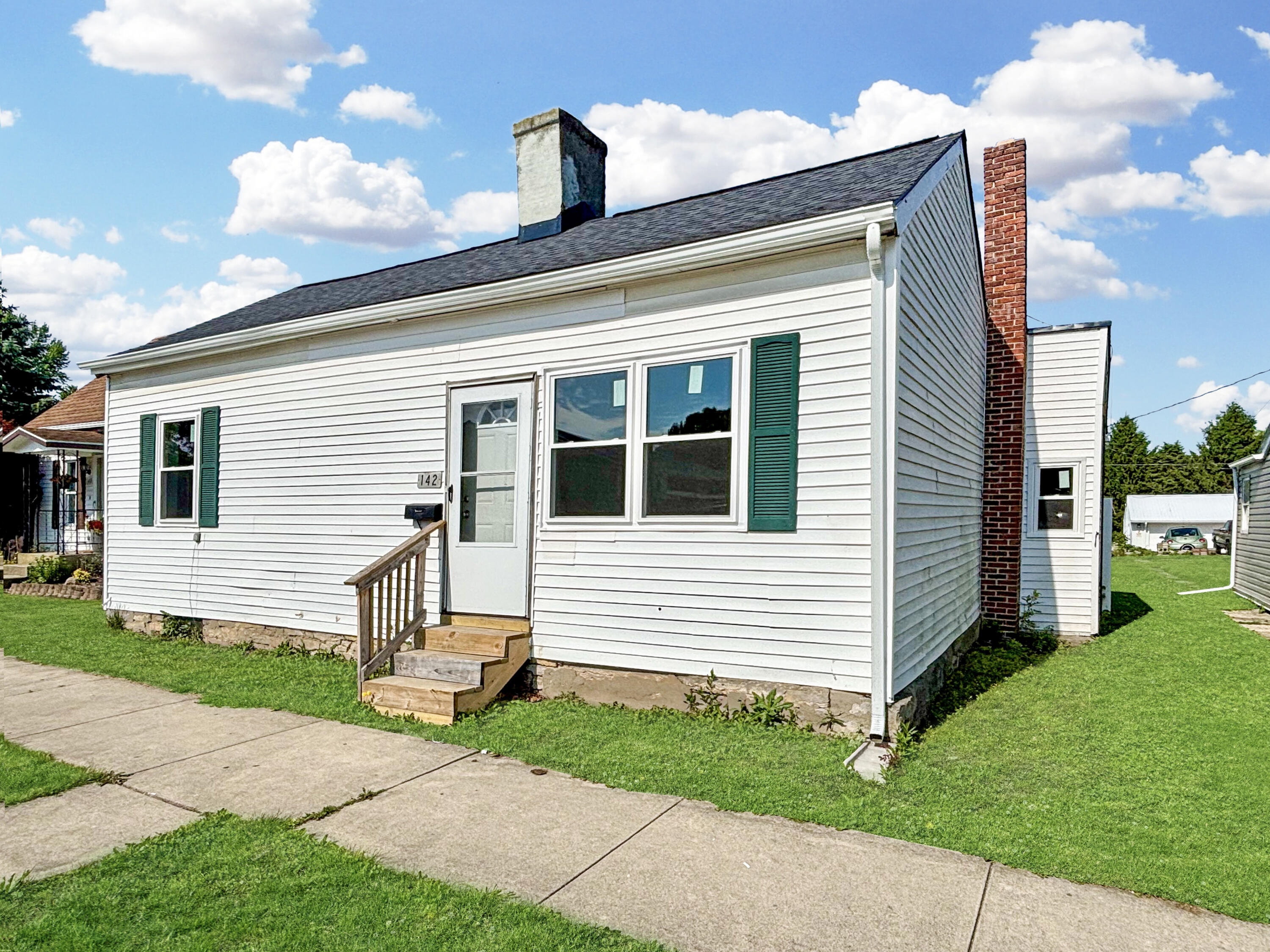 142 Washington, New Paris, Ohio 45347