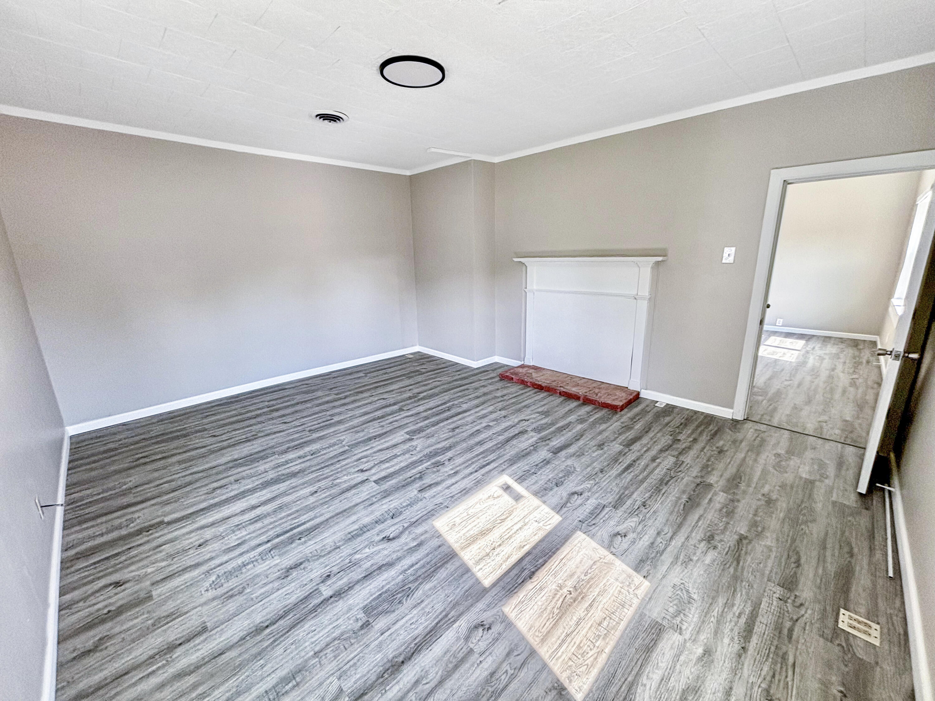 142 Washington, New Paris, Ohio 45347