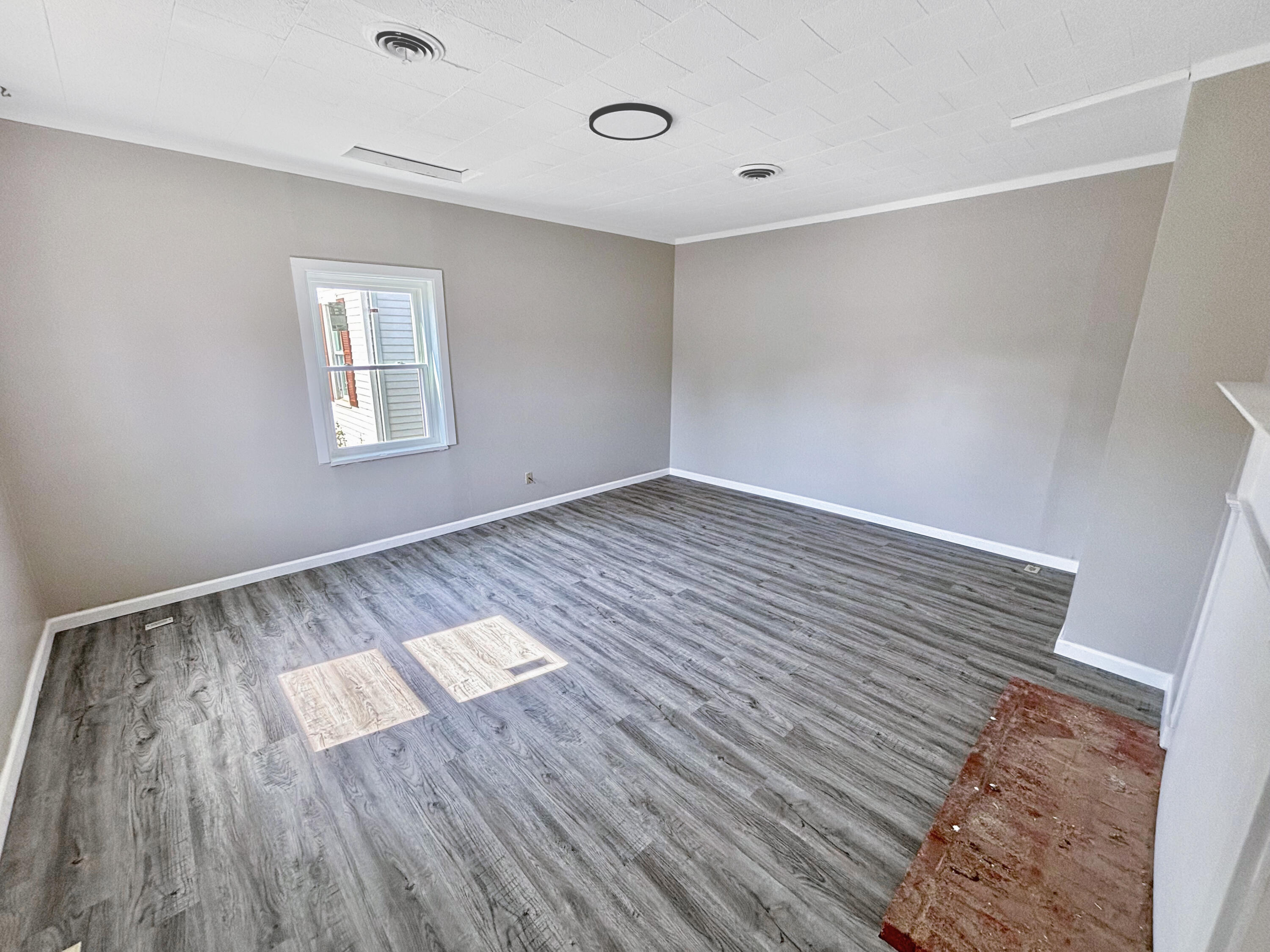 142 Washington, New Paris, Ohio 45347