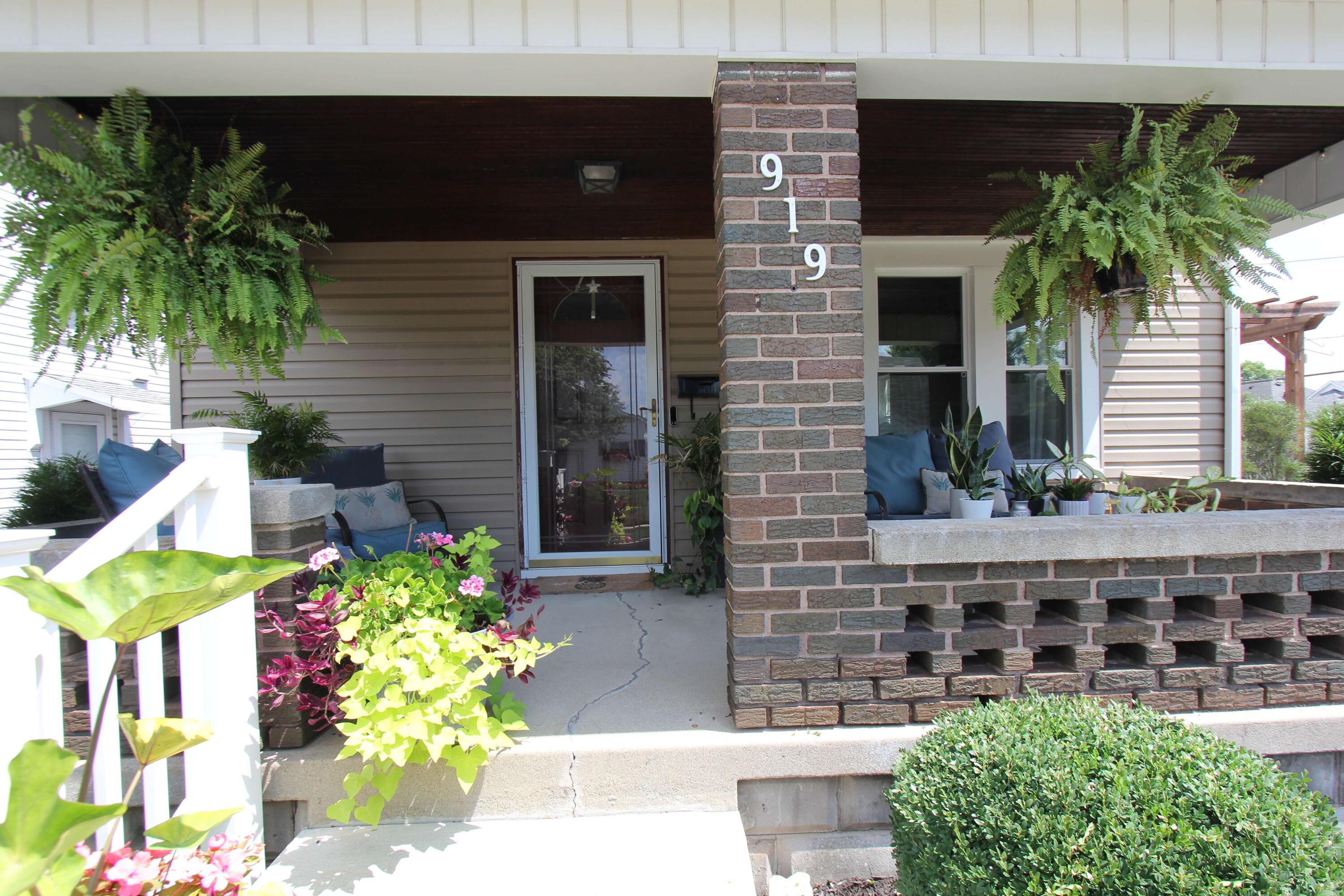 919 Lincoln, Piqua, Ohio 45356