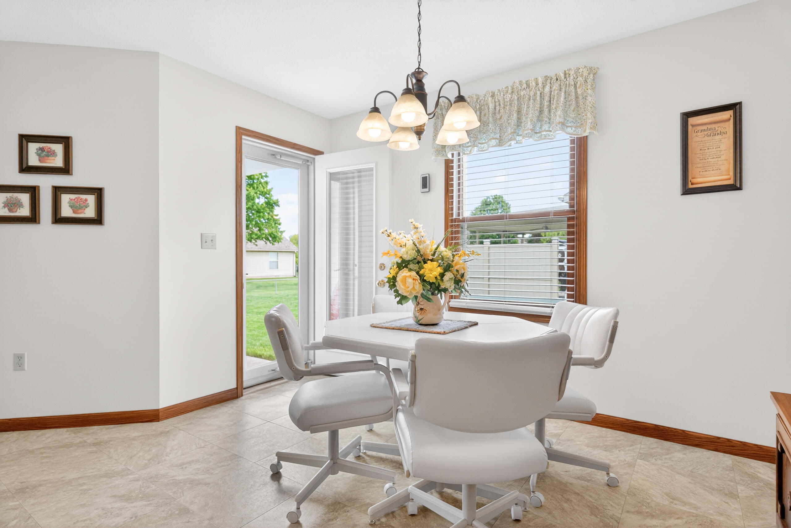 551 Foxcross, Sidney, Ohio 45365