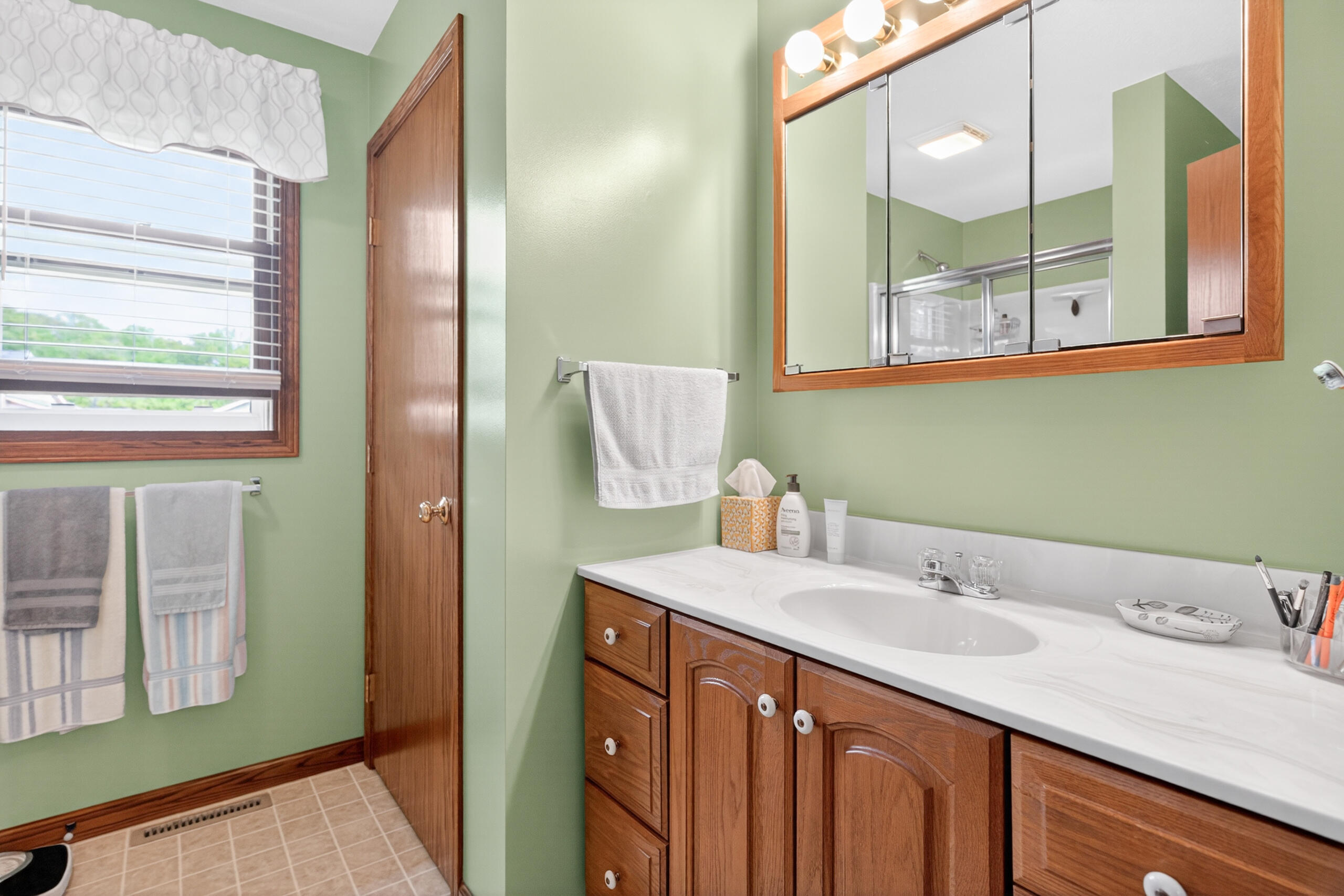 551 Foxcross, Sidney, Ohio 45365