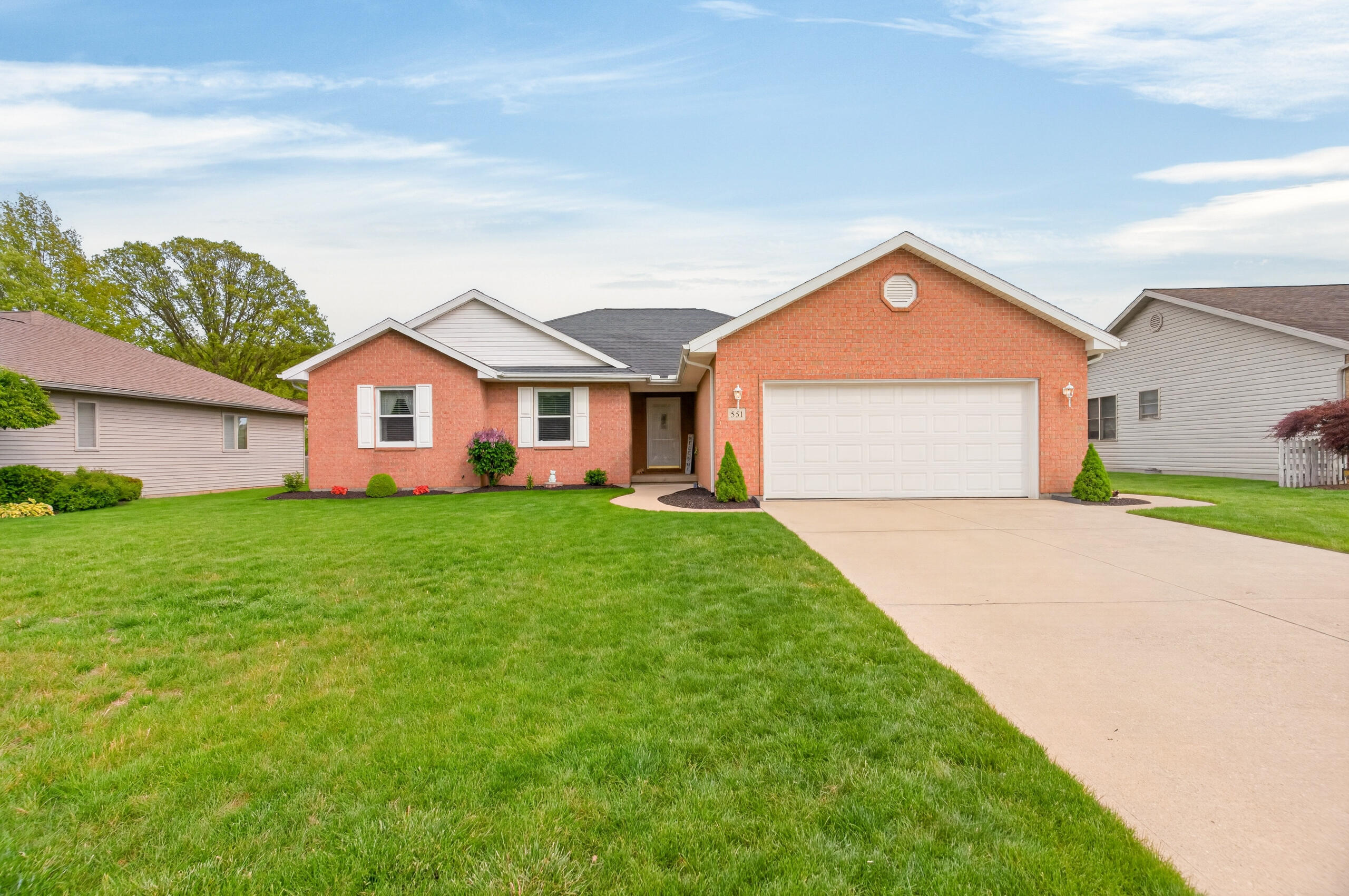 551 Foxcross, Sidney, Ohio 45365