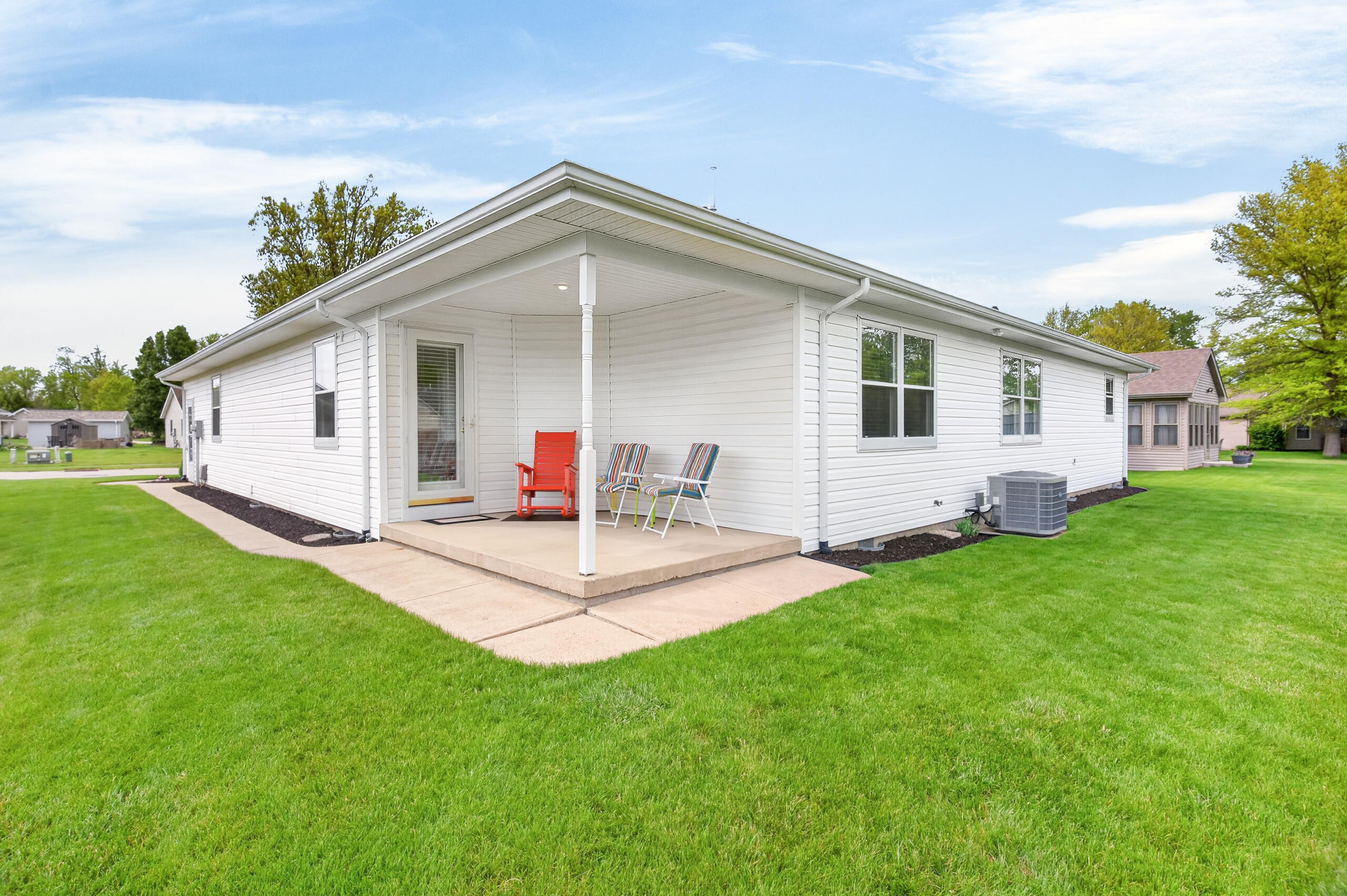 551 Foxcross, Sidney, Ohio 45365