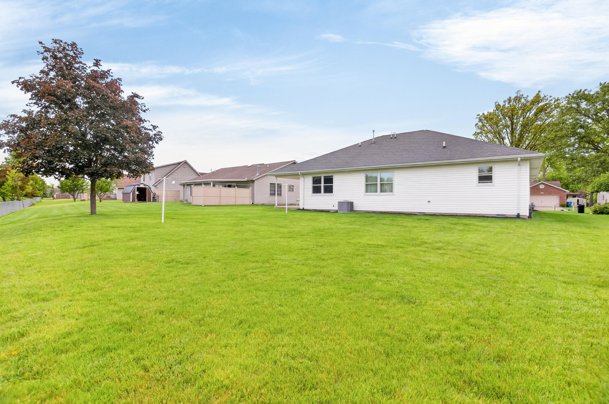 551 Foxcross, Sidney, Ohio 45365