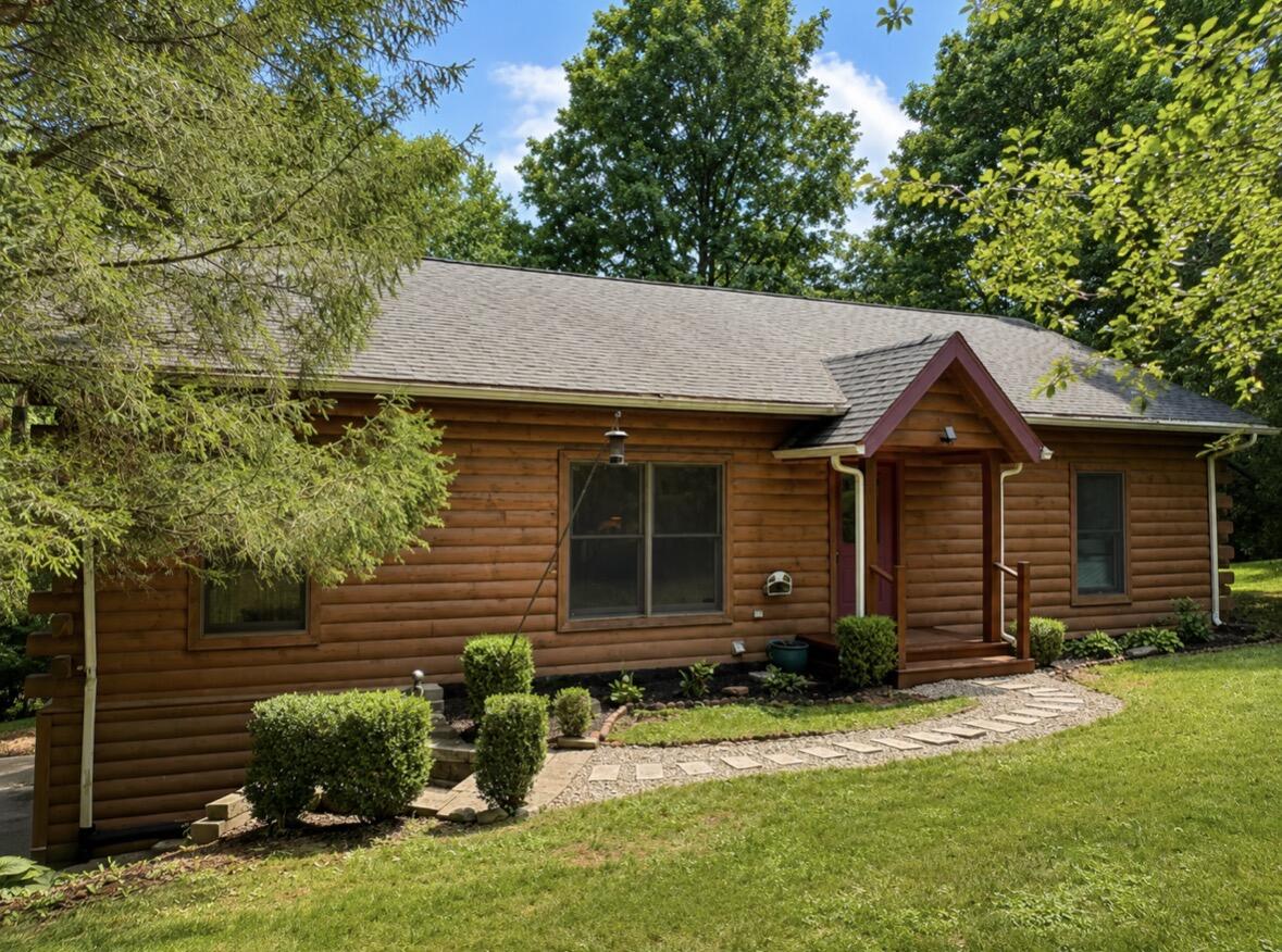 4558 Cherry Hill, Conover, Ohio 45317