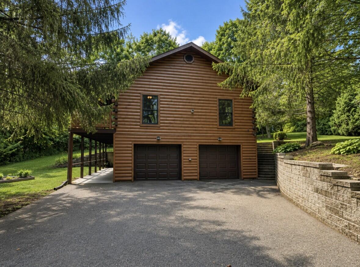 4558 Cherry Hill, Conover, Ohio 45317