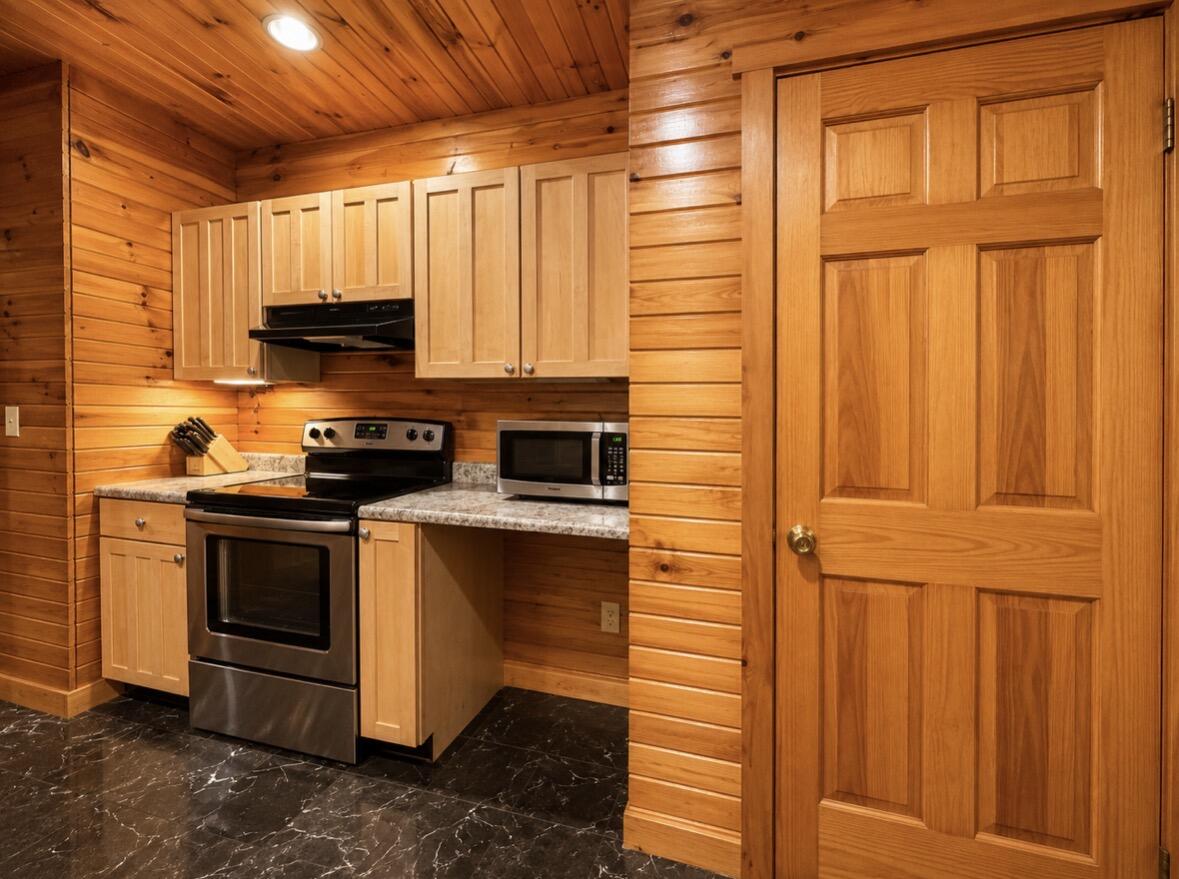 4558 Cherry Hill, Conover, Ohio 45317